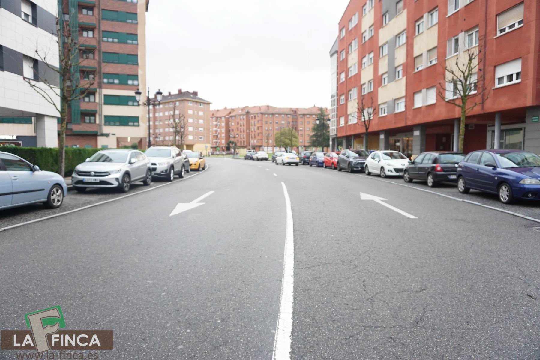 For sale of premises in Oviedo