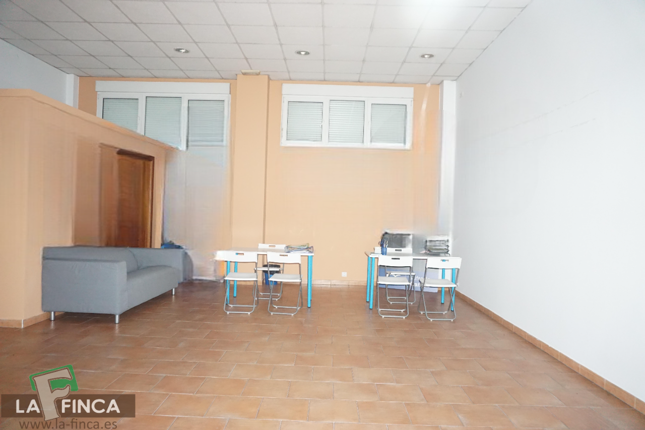 For sale of premises in Oviedo