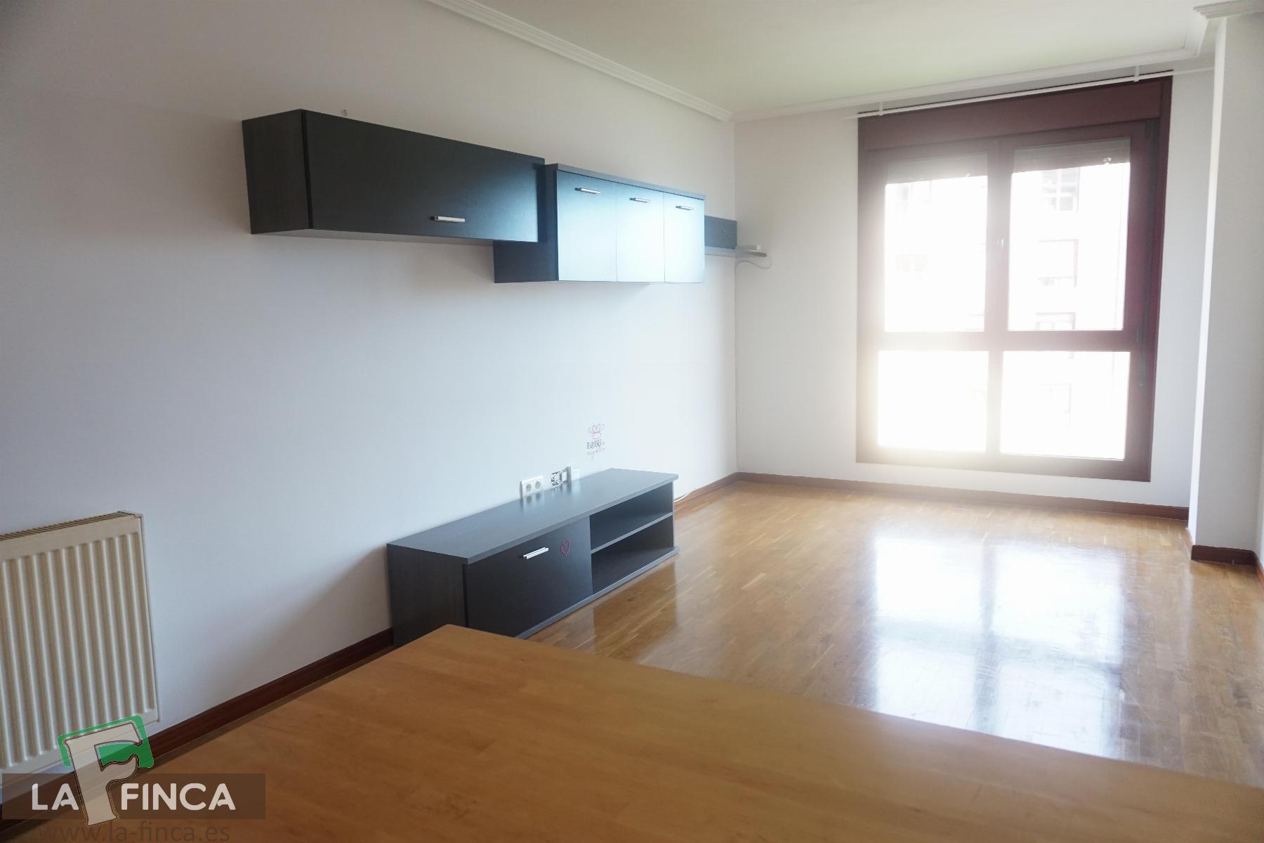 For sale of flat in Gijón