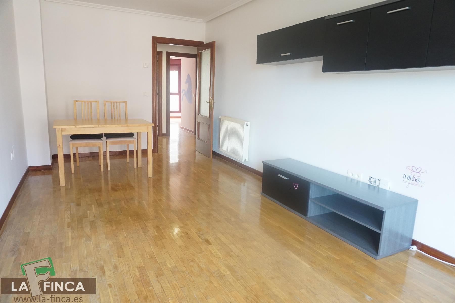 For sale of flat in Gijón