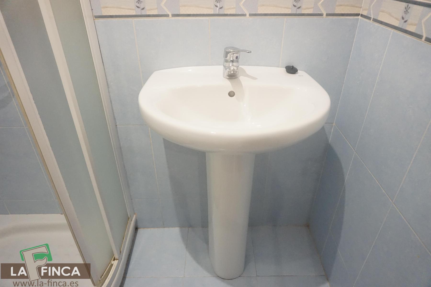 For sale of flat in Gijón