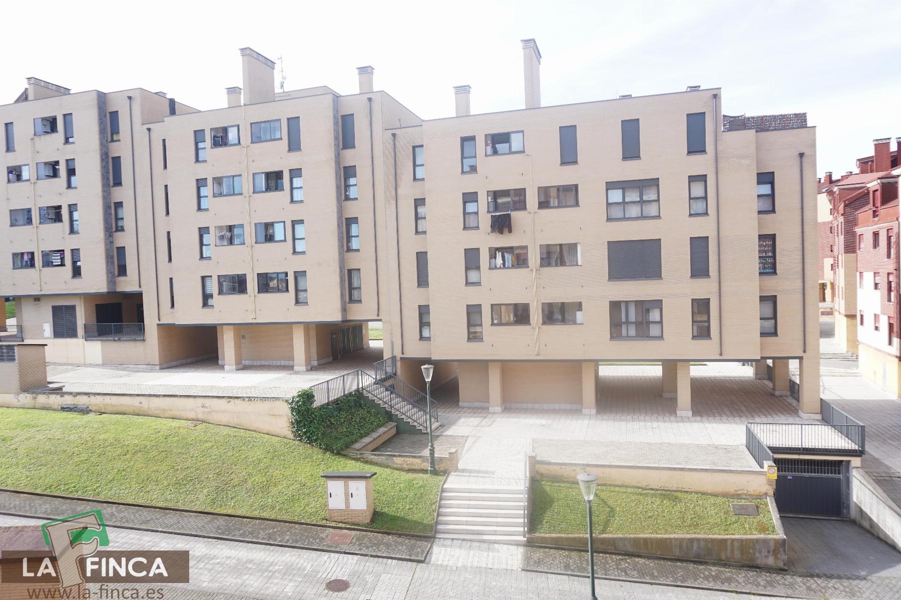 For sale of flat in Gijón