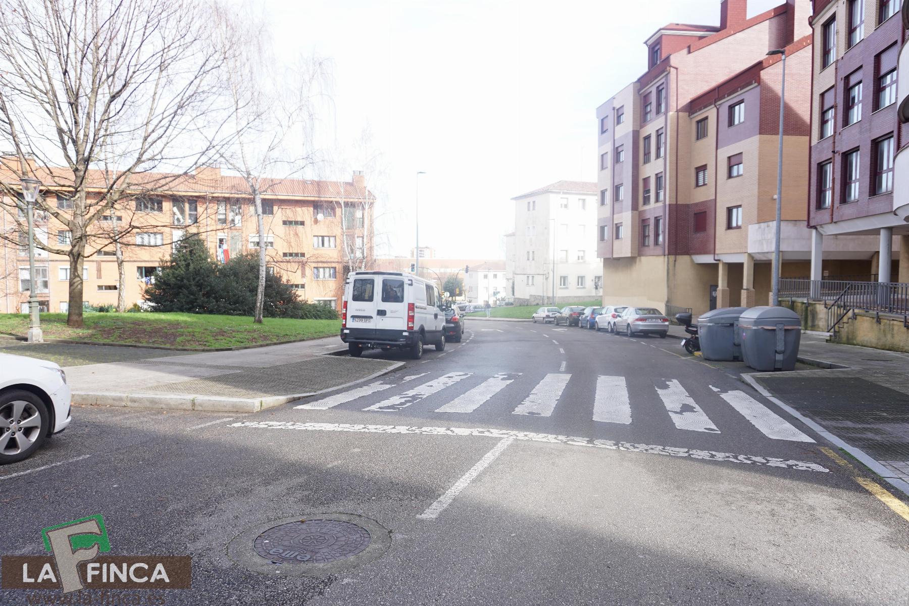 For sale of flat in Gijón