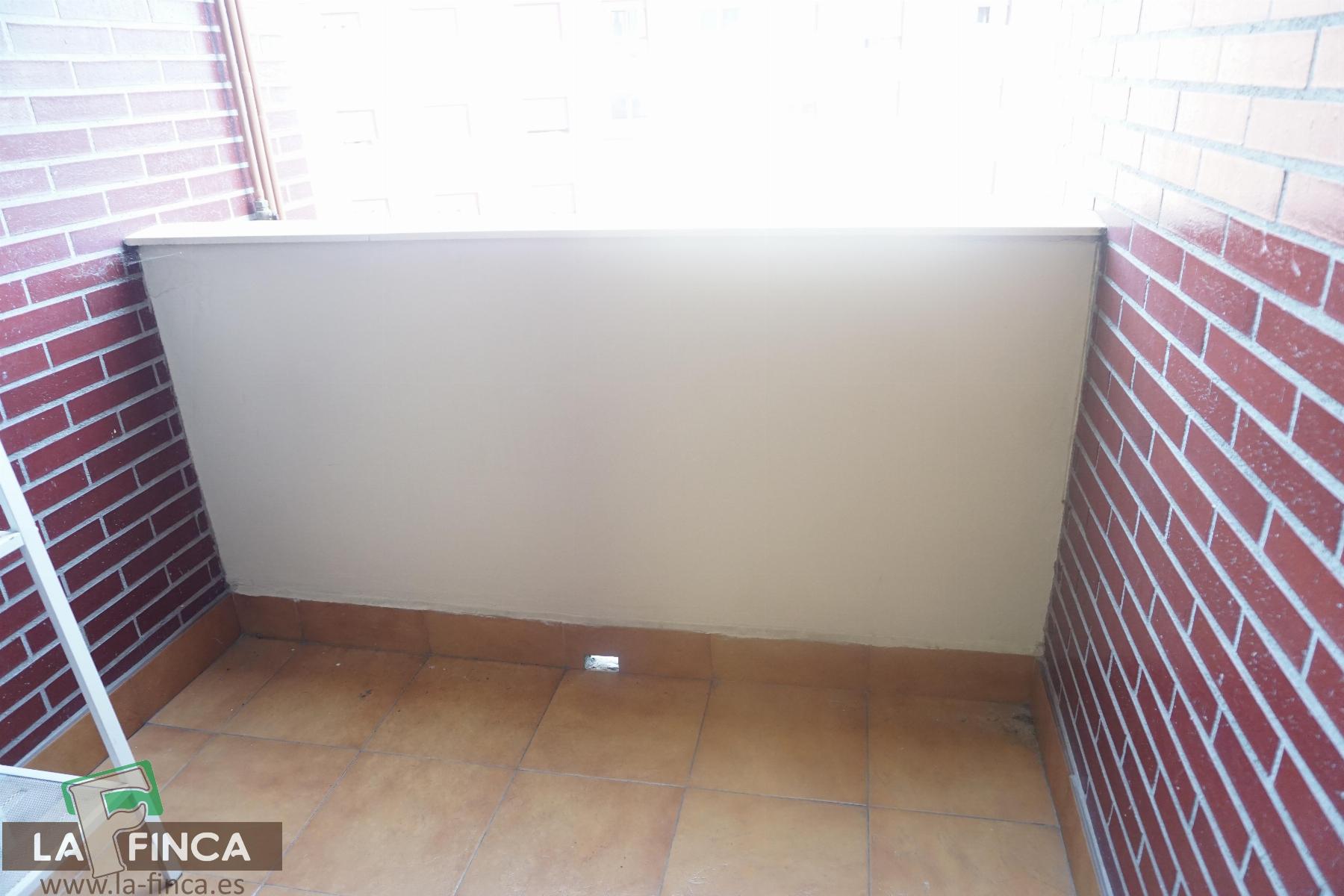 For sale of flat in Gijón
