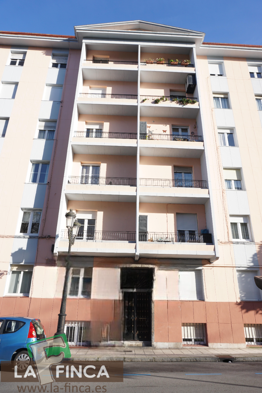 Venta de piso en Oviedo