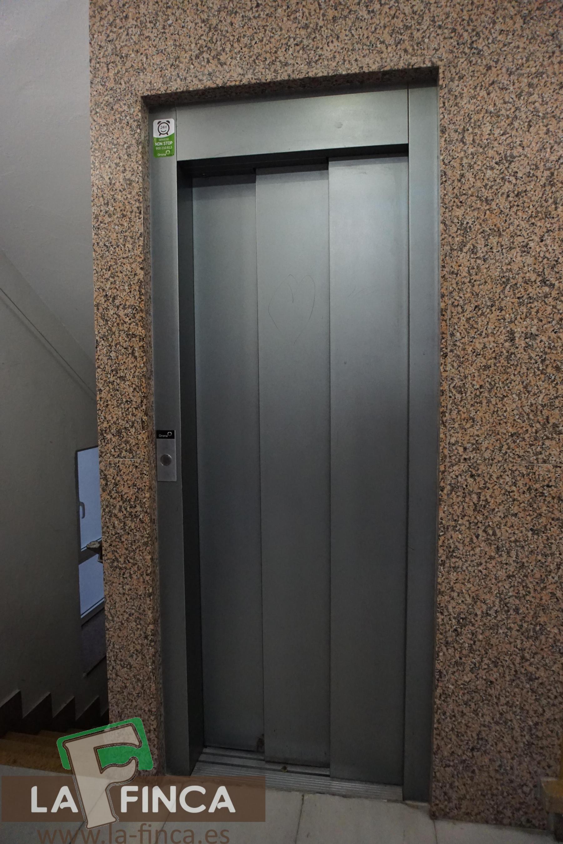 Venta de piso en Oviedo