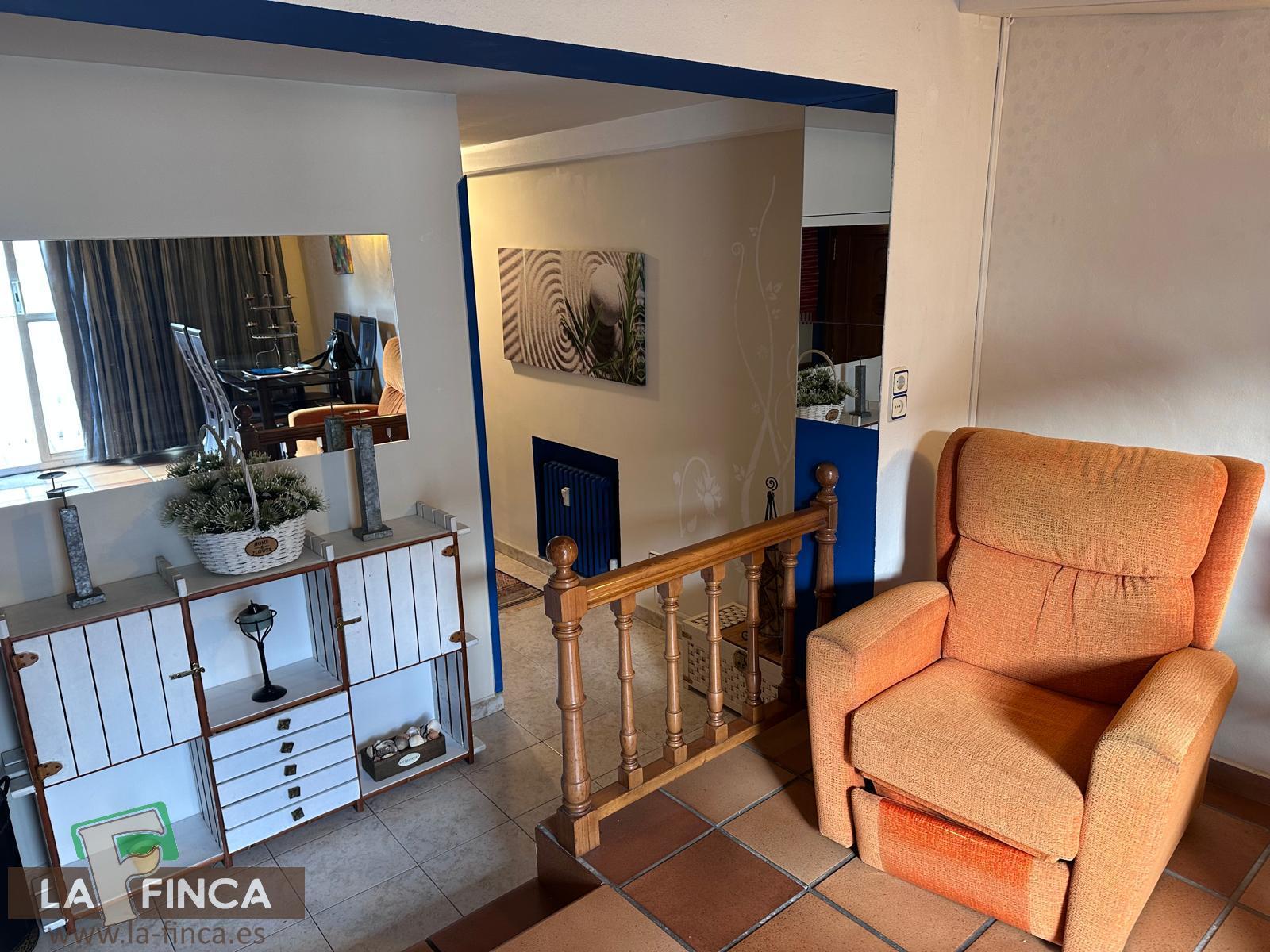 For sale of penthouse in Oviedo