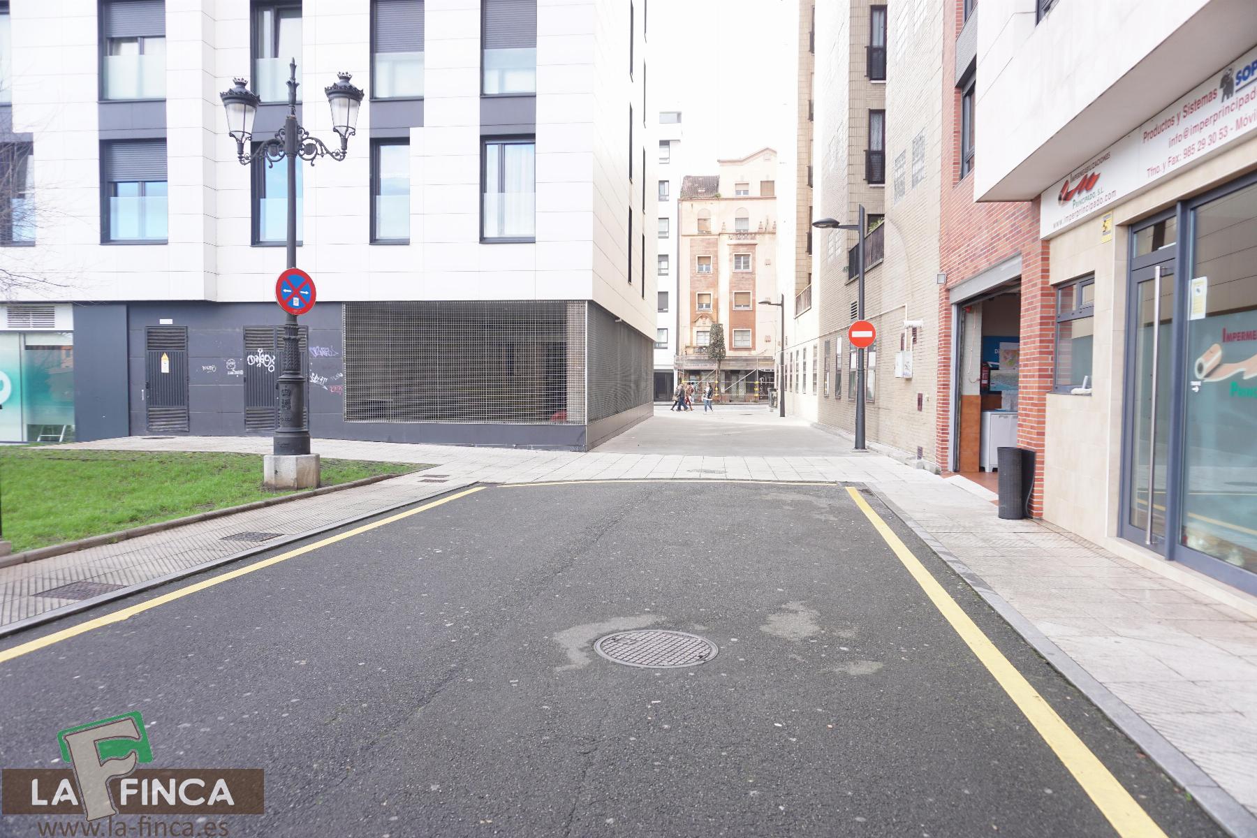 Venta de local en Oviedo