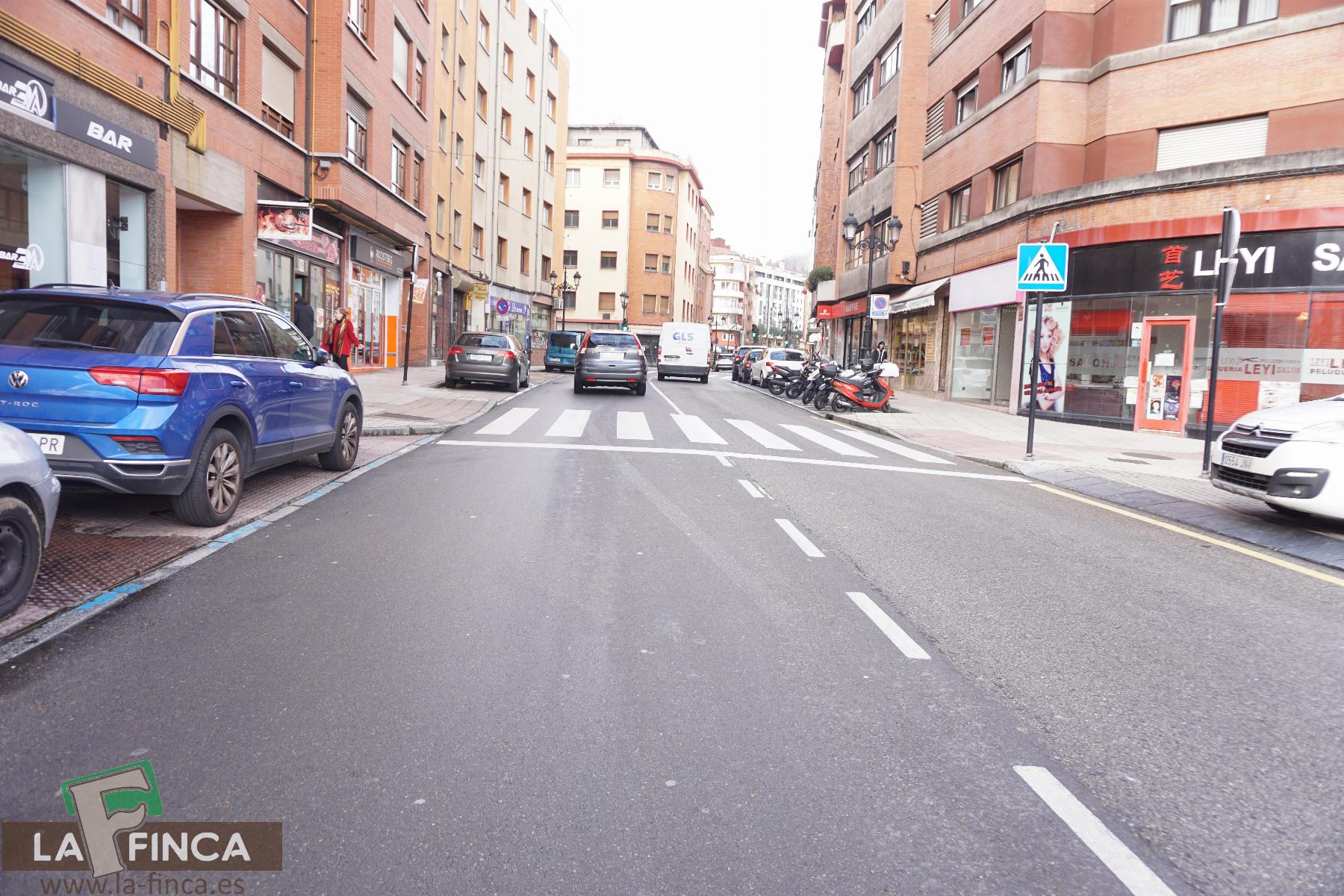 Venta de local en Oviedo