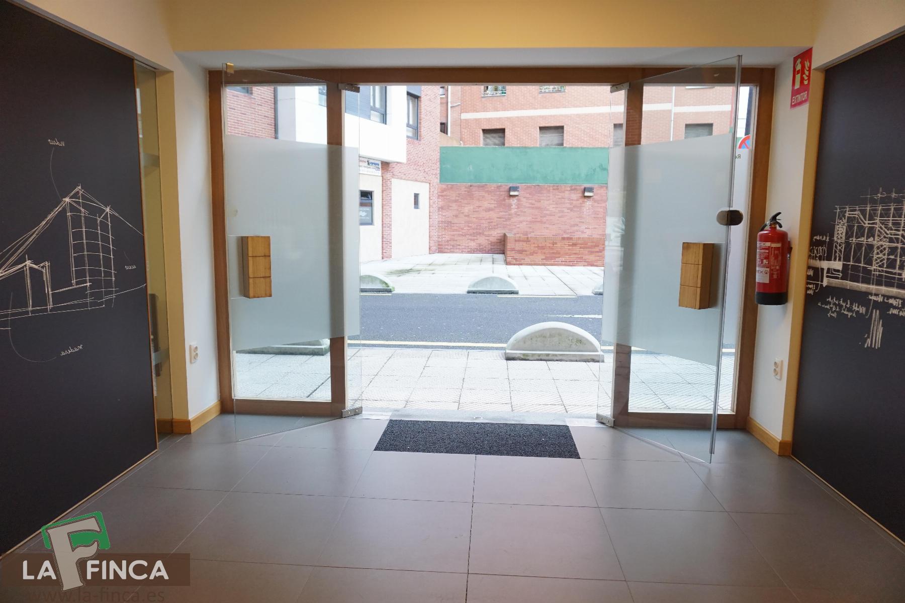 Venta de local en Oviedo