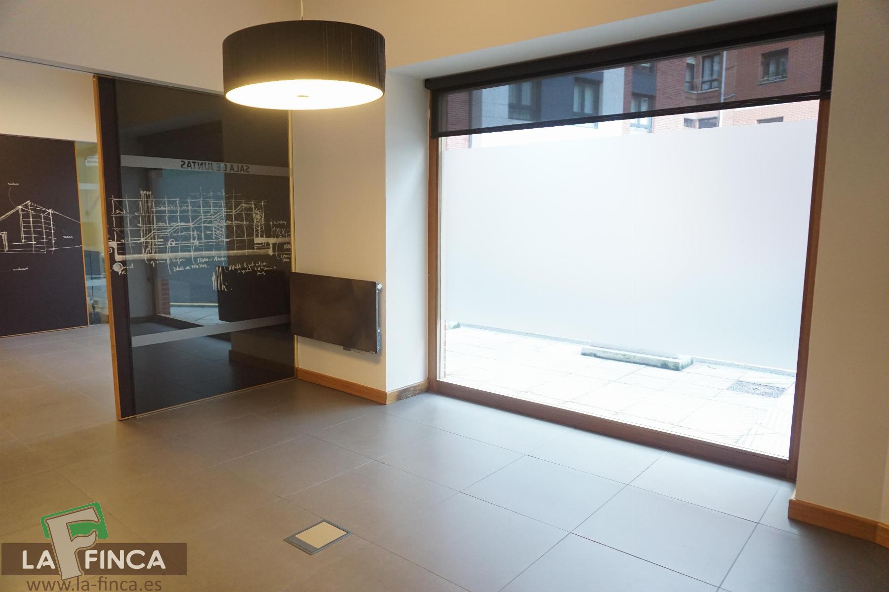 Venta de local en Oviedo