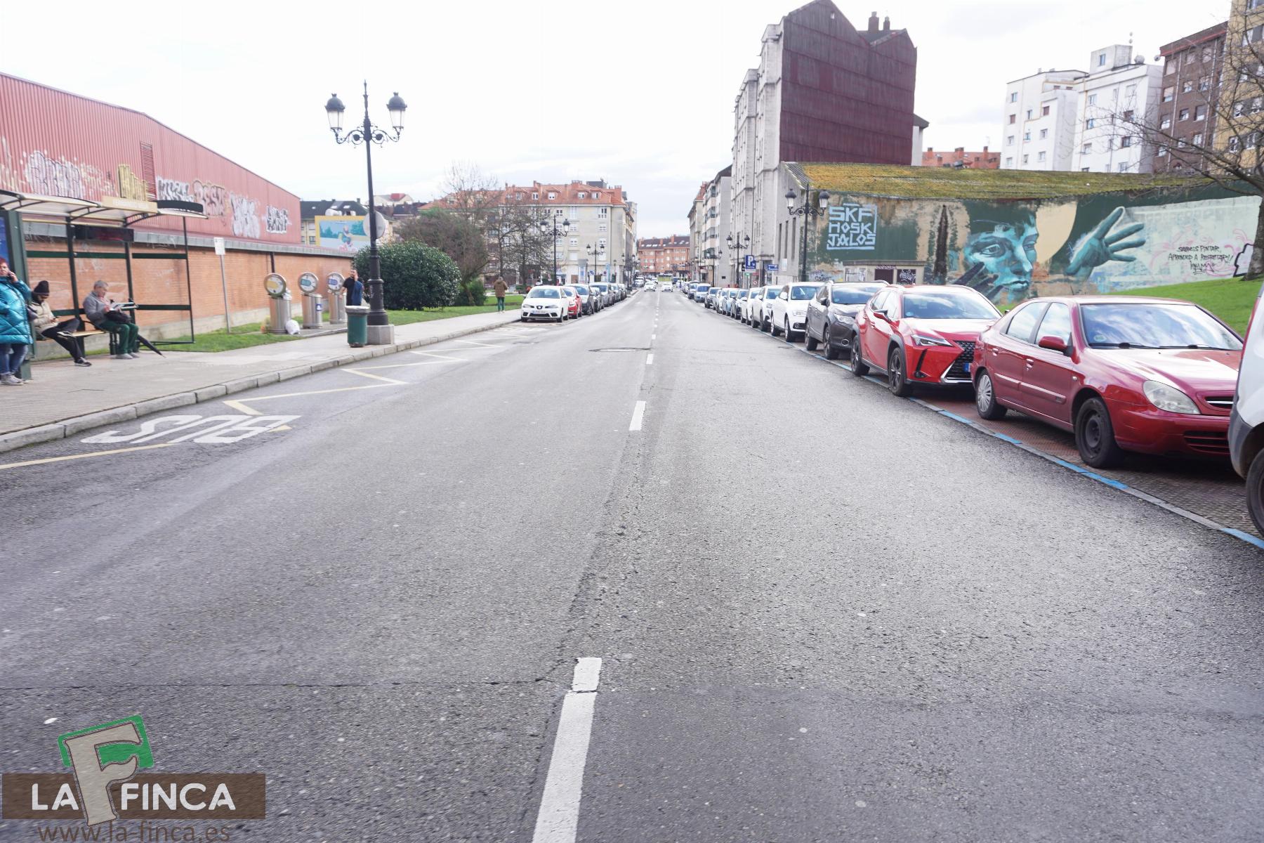 Venta de local en Oviedo