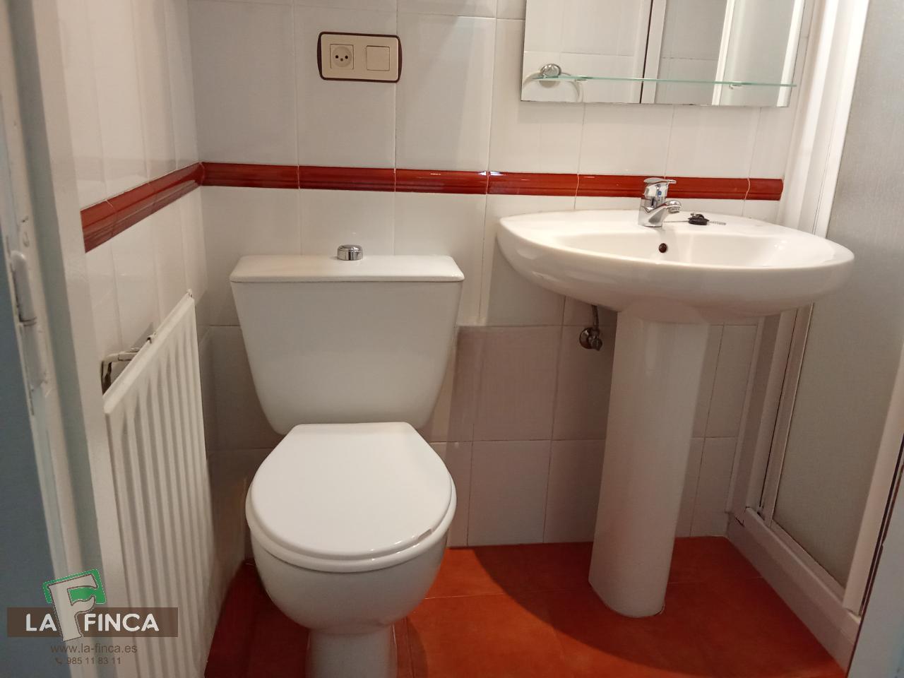 Venta de piso en Oviedo