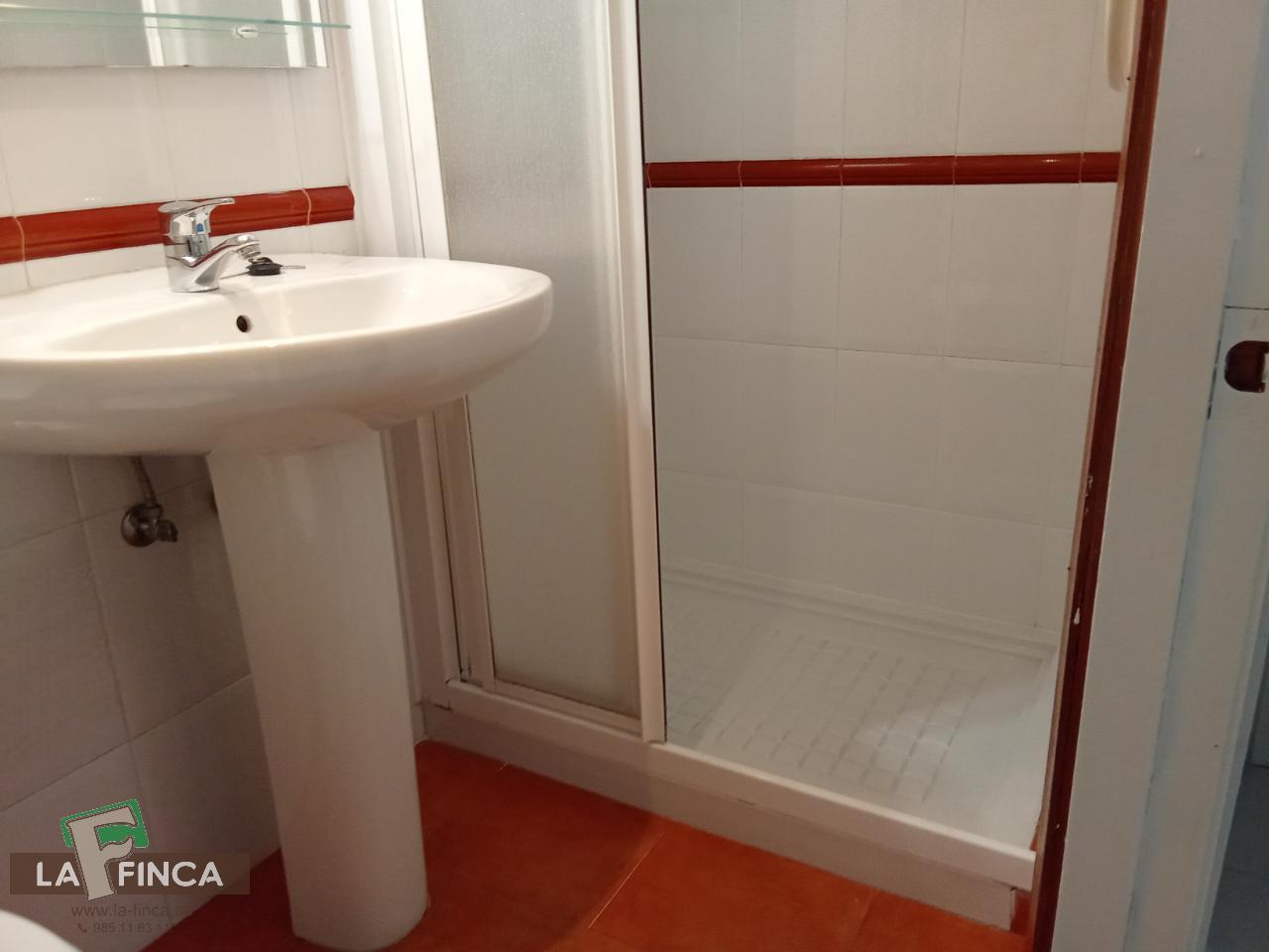 Venta de piso en Oviedo