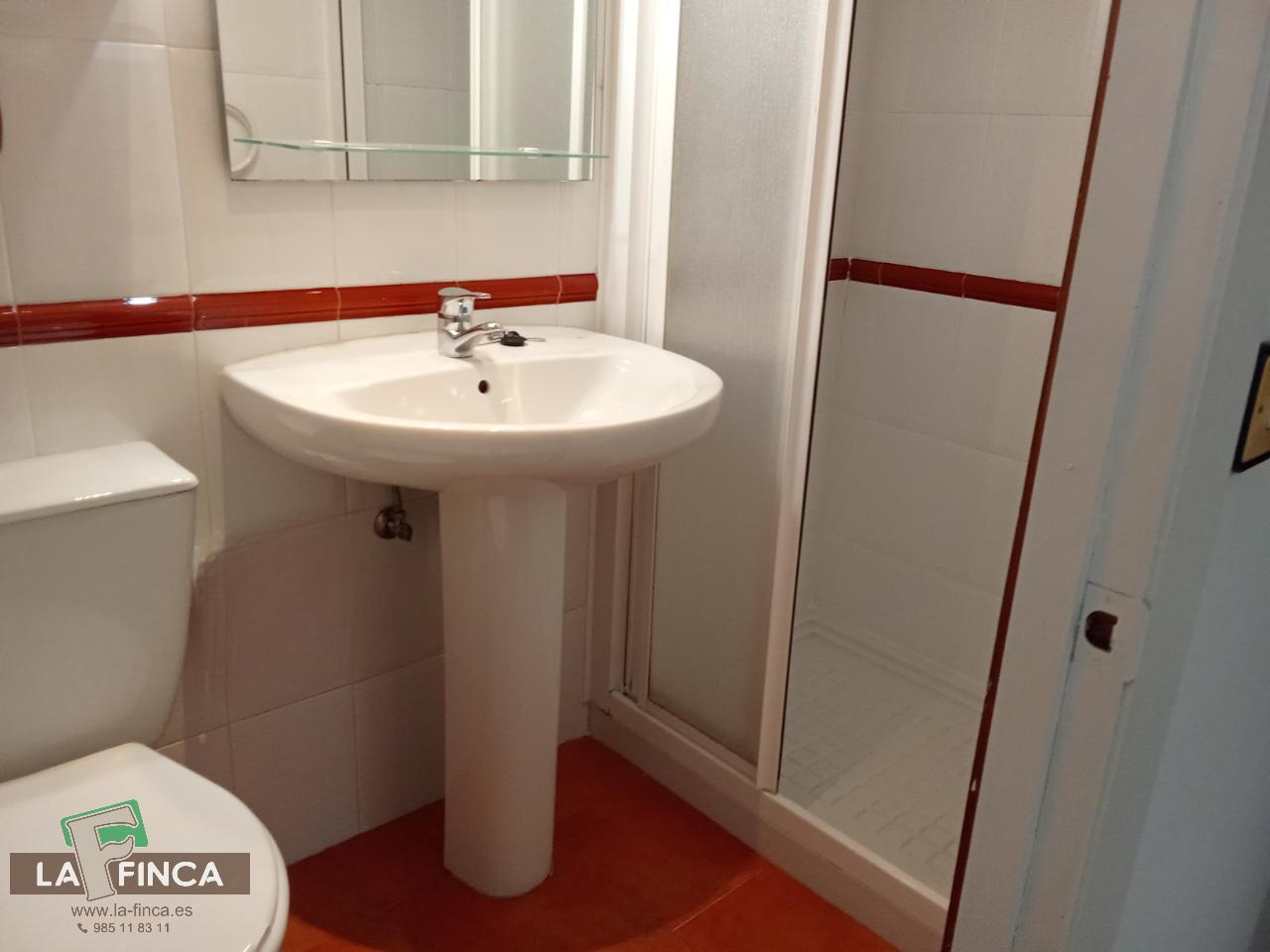 Venta de piso en Oviedo