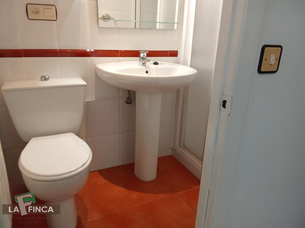 Venta de piso en Oviedo