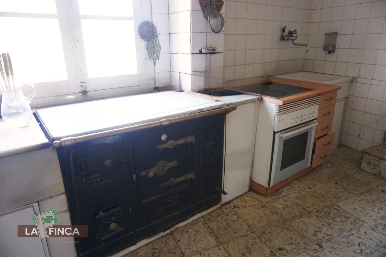 Venta de casa en Belmonte de Miranda