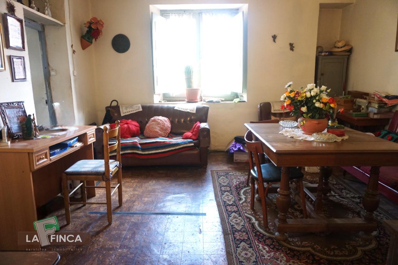 Venta de casa en Belmonte de Miranda