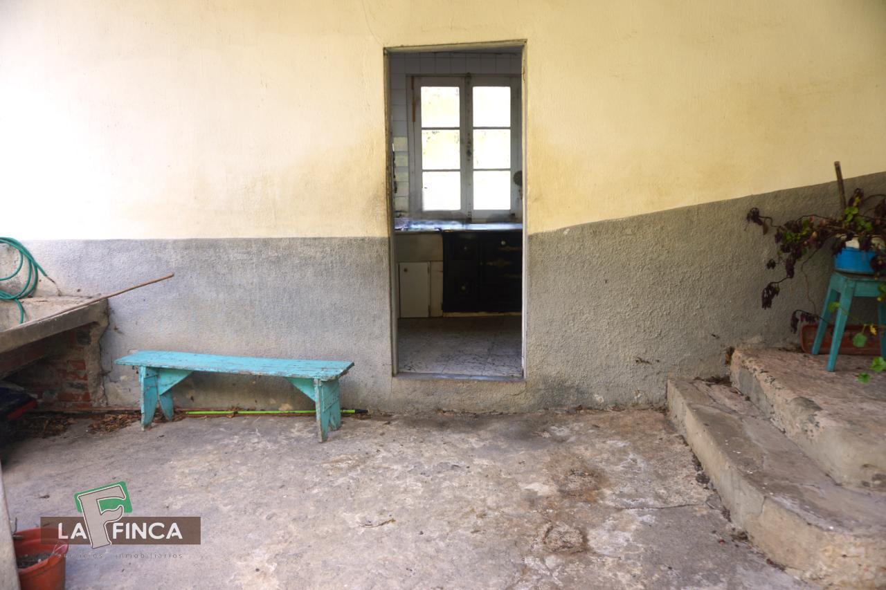 Venta de casa en Belmonte de Miranda