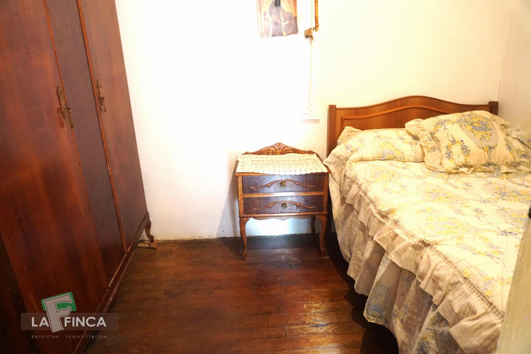 Venta de casa en Belmonte de Miranda