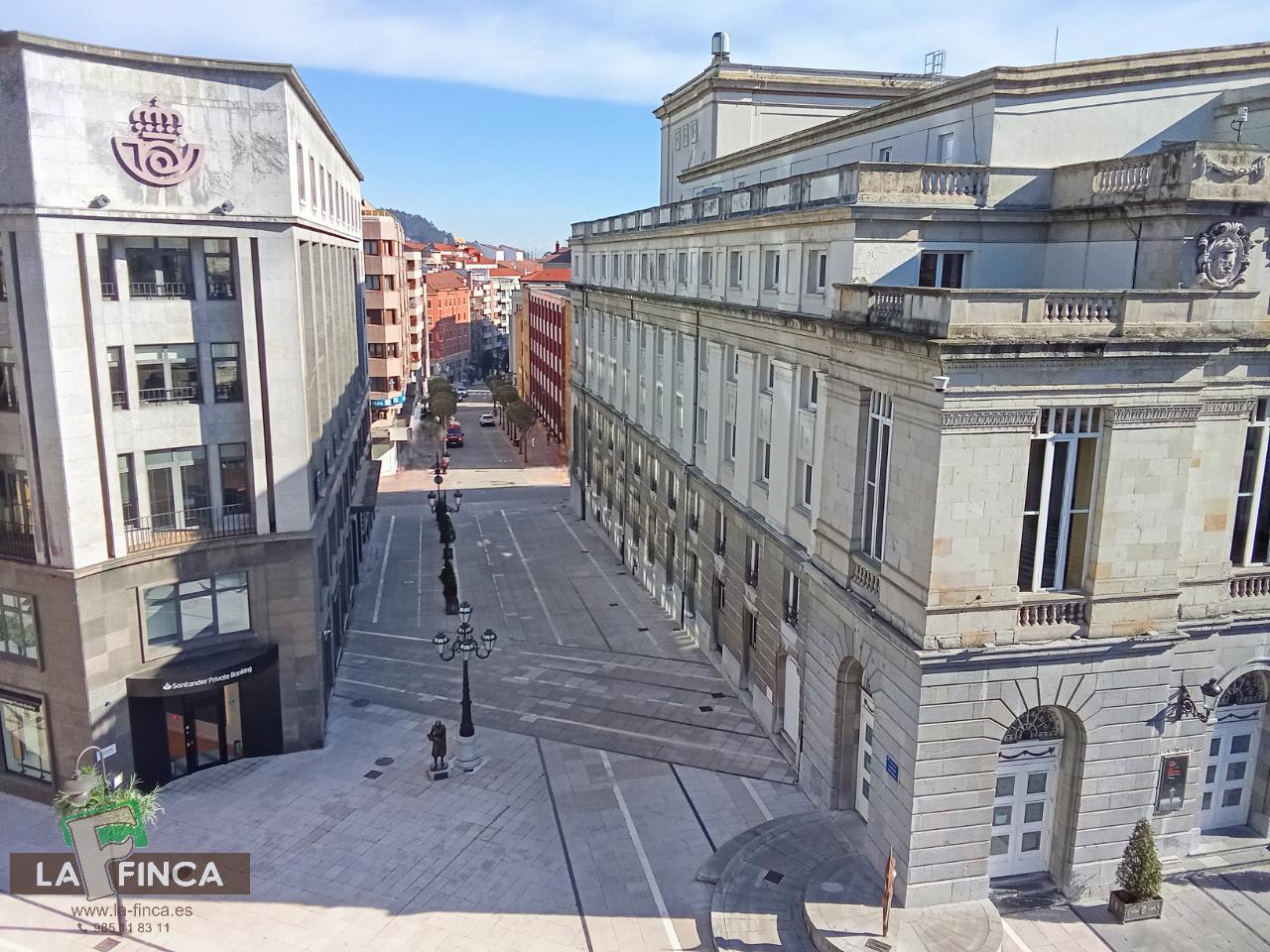 For sale of duplex in Oviedo