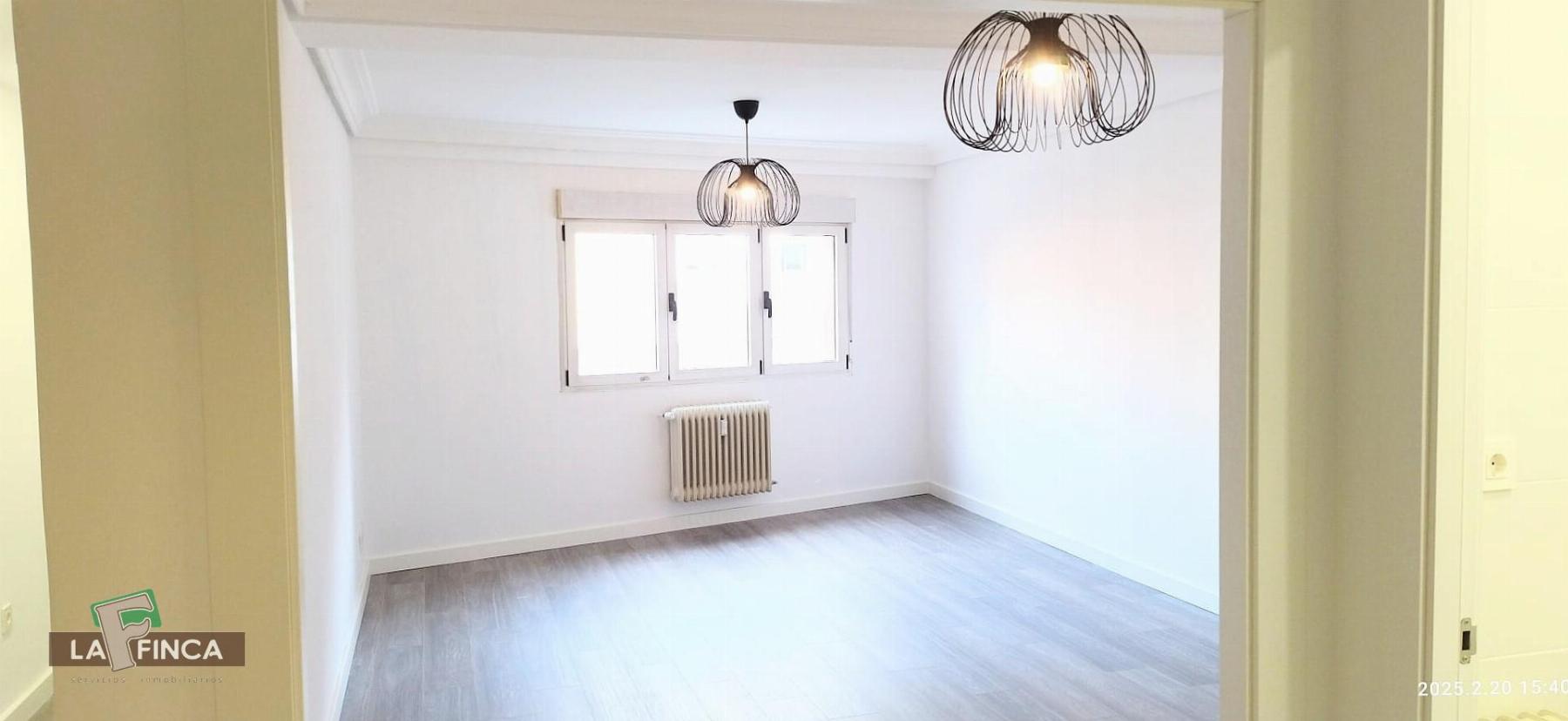 Venta de piso en Oviedo