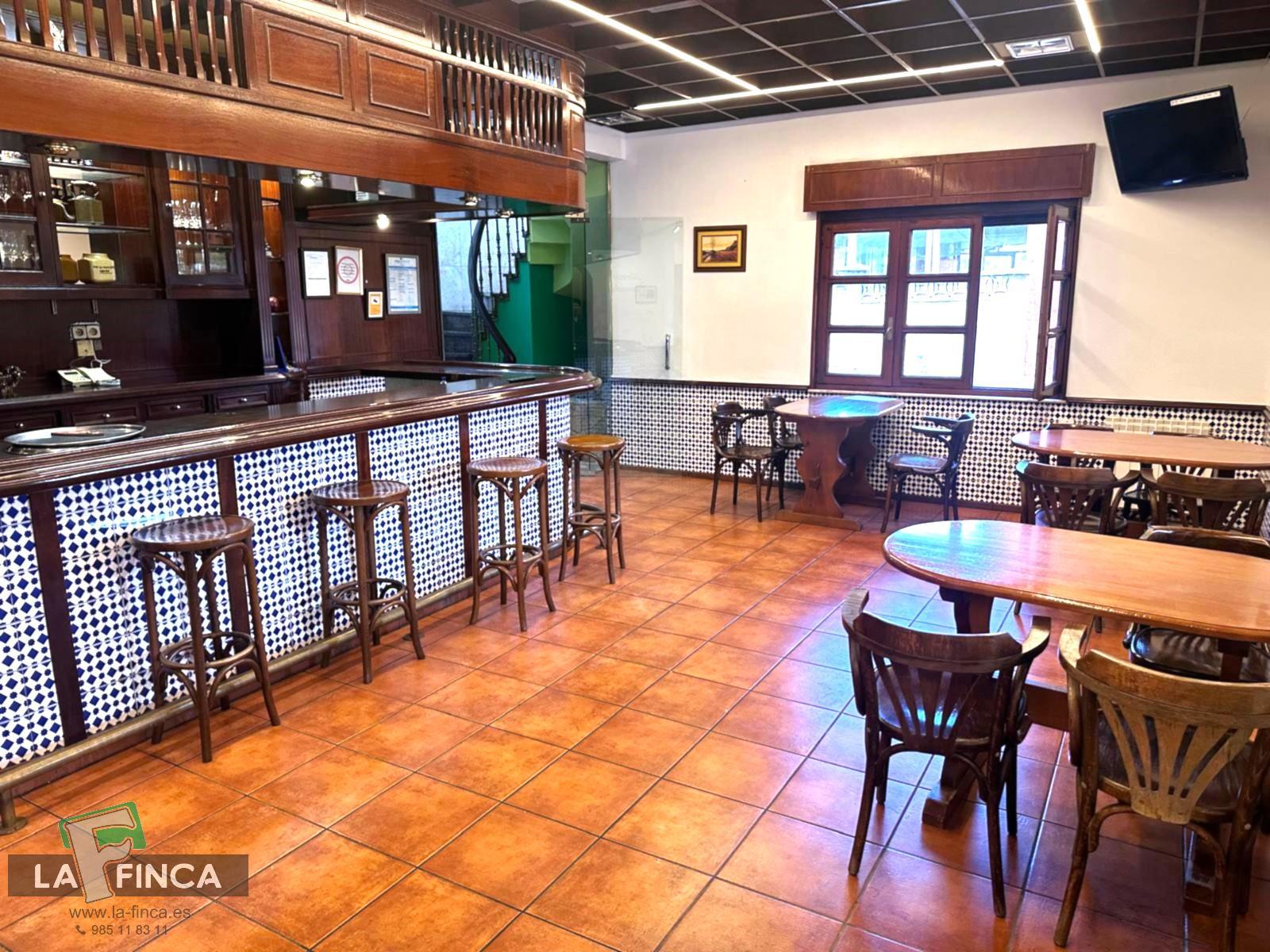 Venta de local en Oviedo