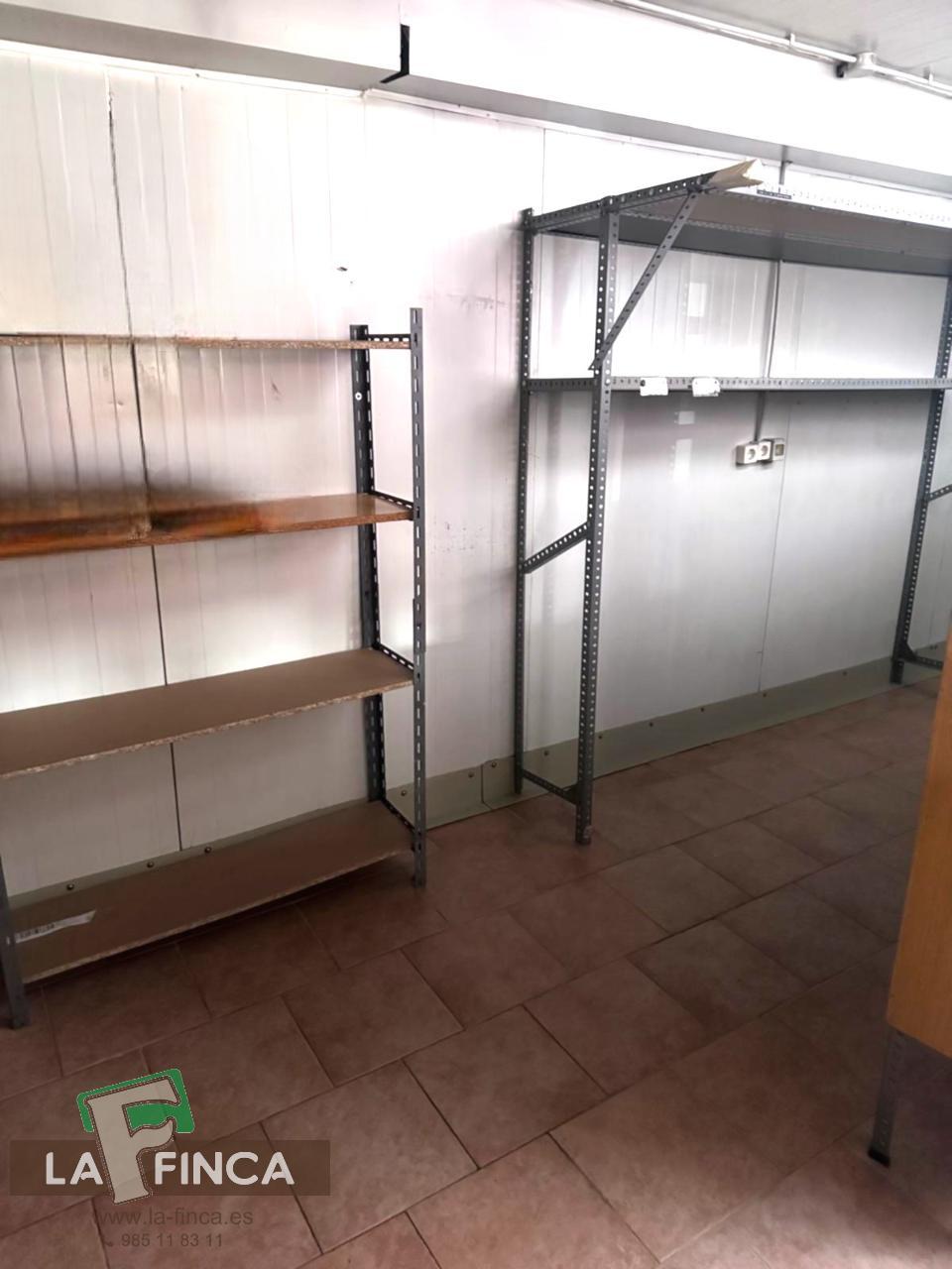 Venta de local en Oviedo