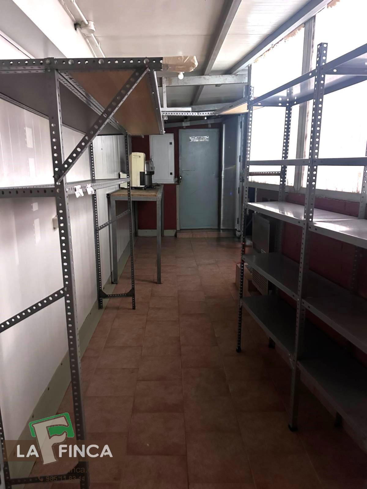 Venta de local en Oviedo