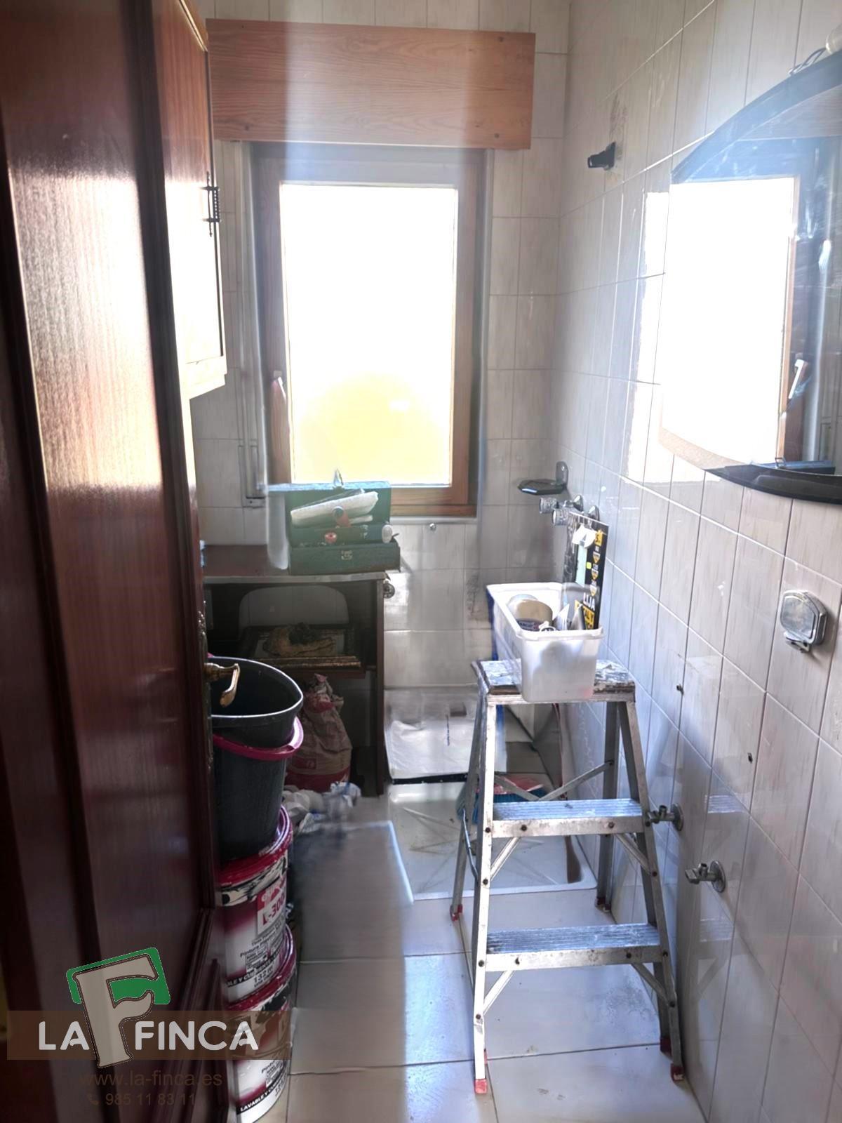 Venta de local en Oviedo