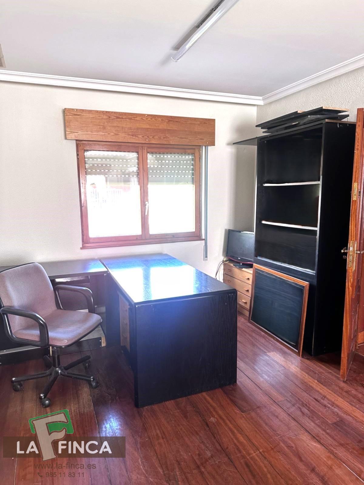 Venta de local en Oviedo