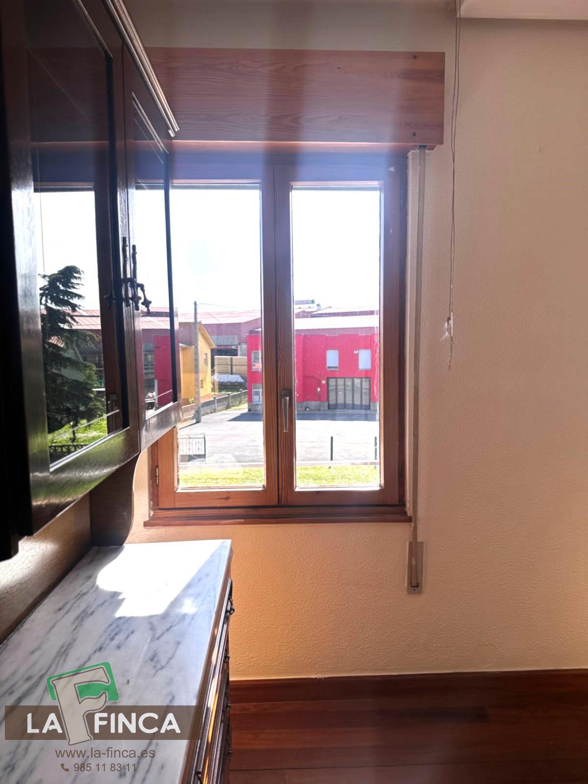 Venta de local en Oviedo