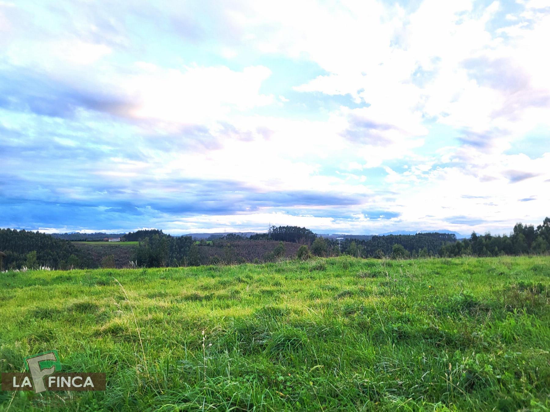 Venta de terreno en Candás