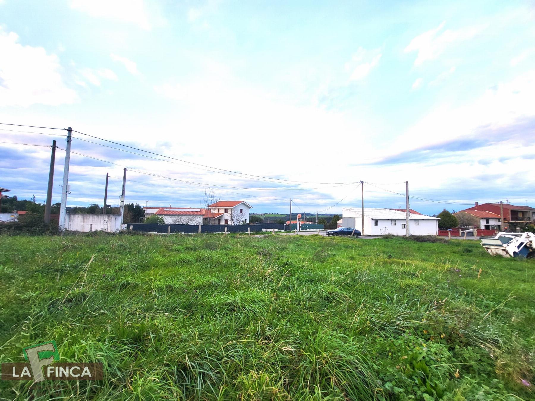 Venta de terreno en Candás