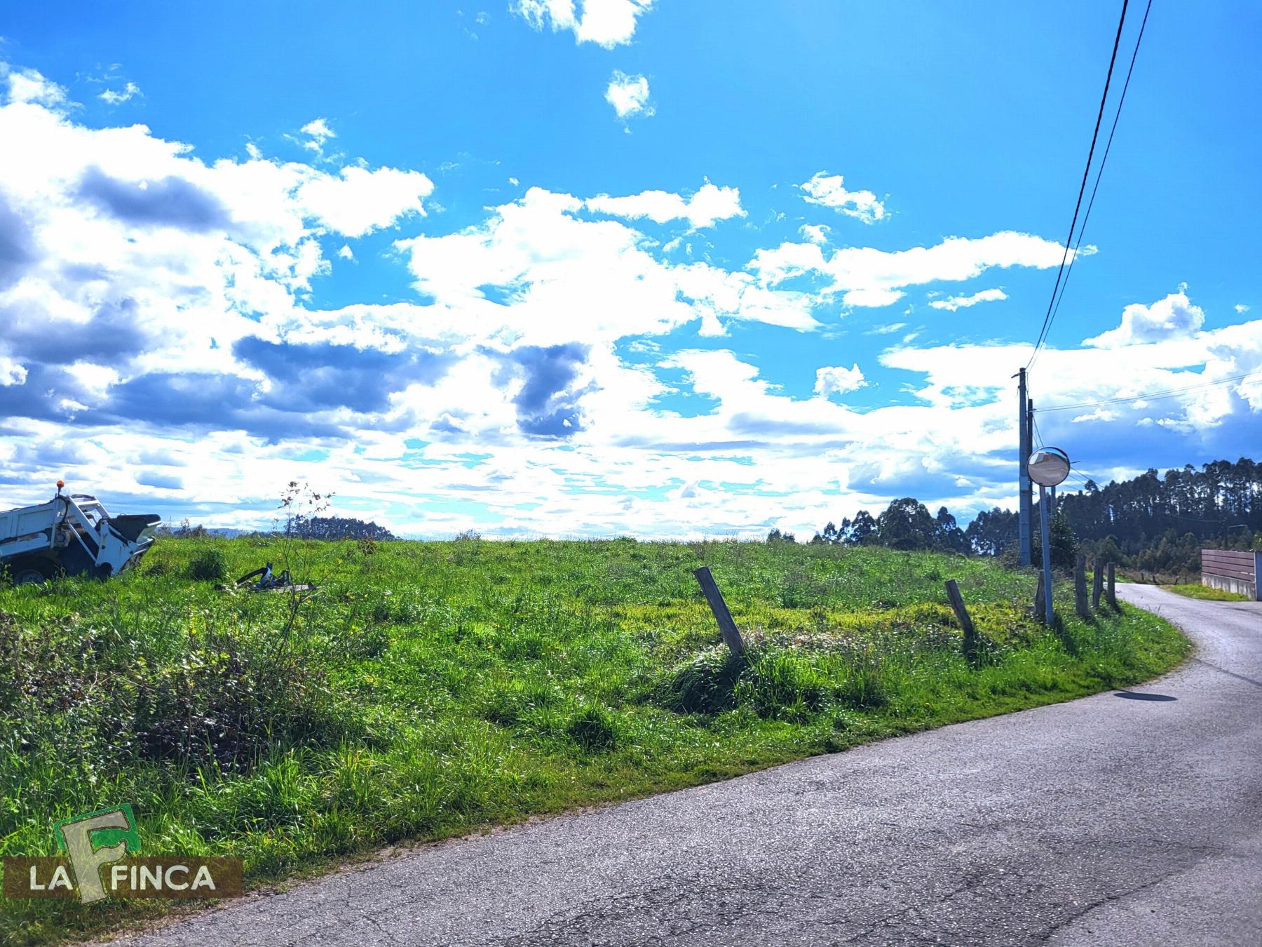 Venta de terreno en Candás