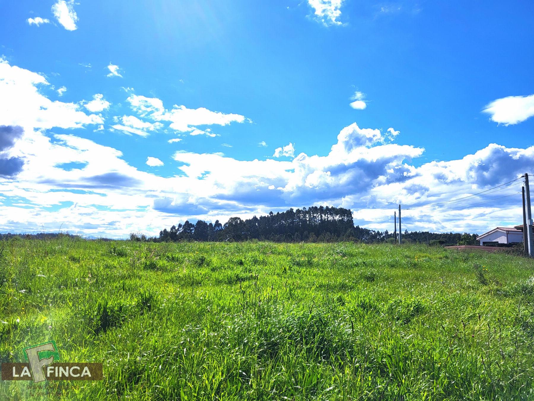 Venta de terreno en Candás