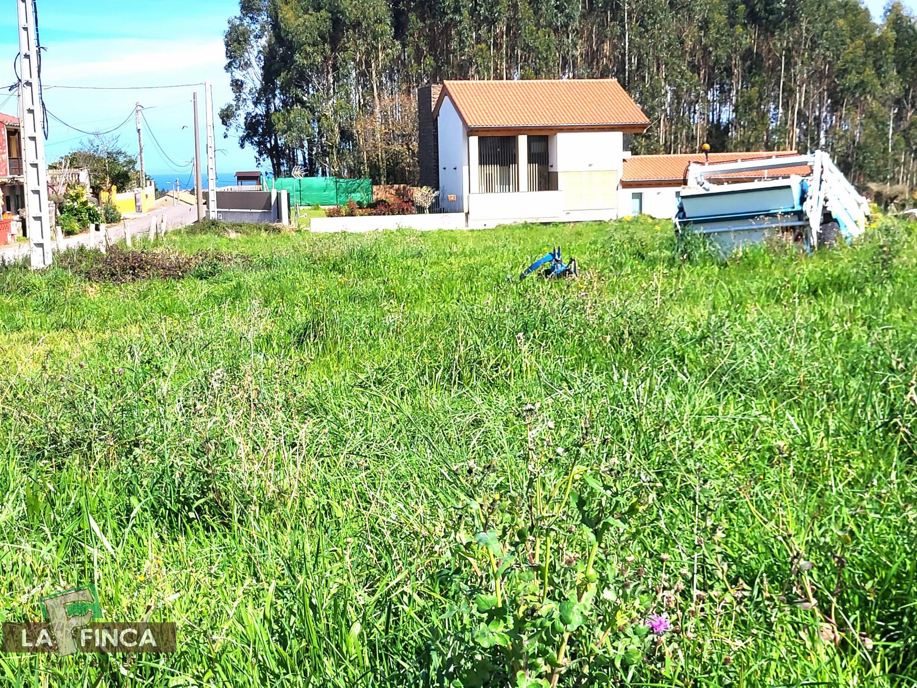 Venta de terreno en Candás