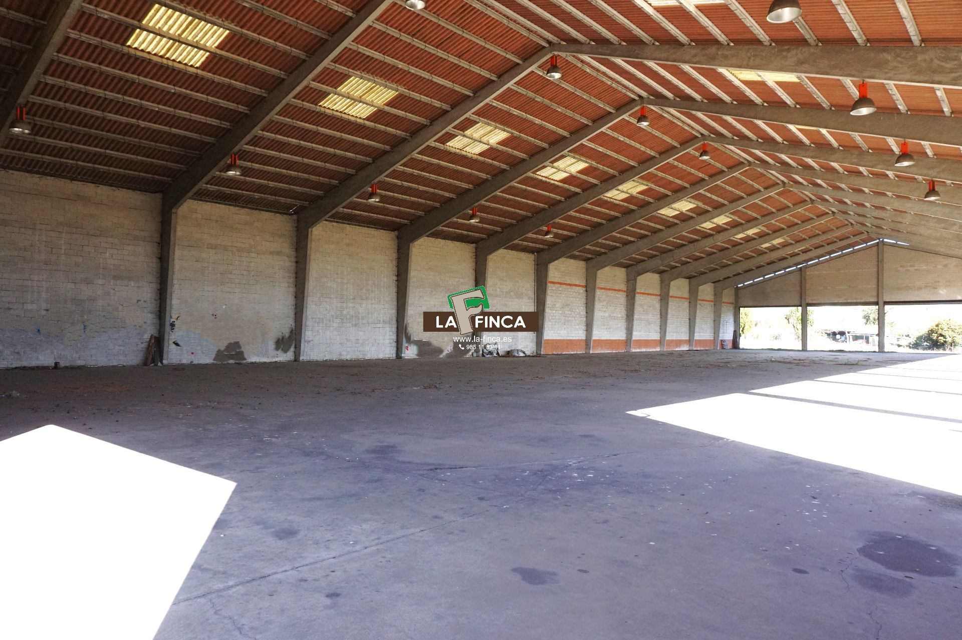 Venta de nave en Siero