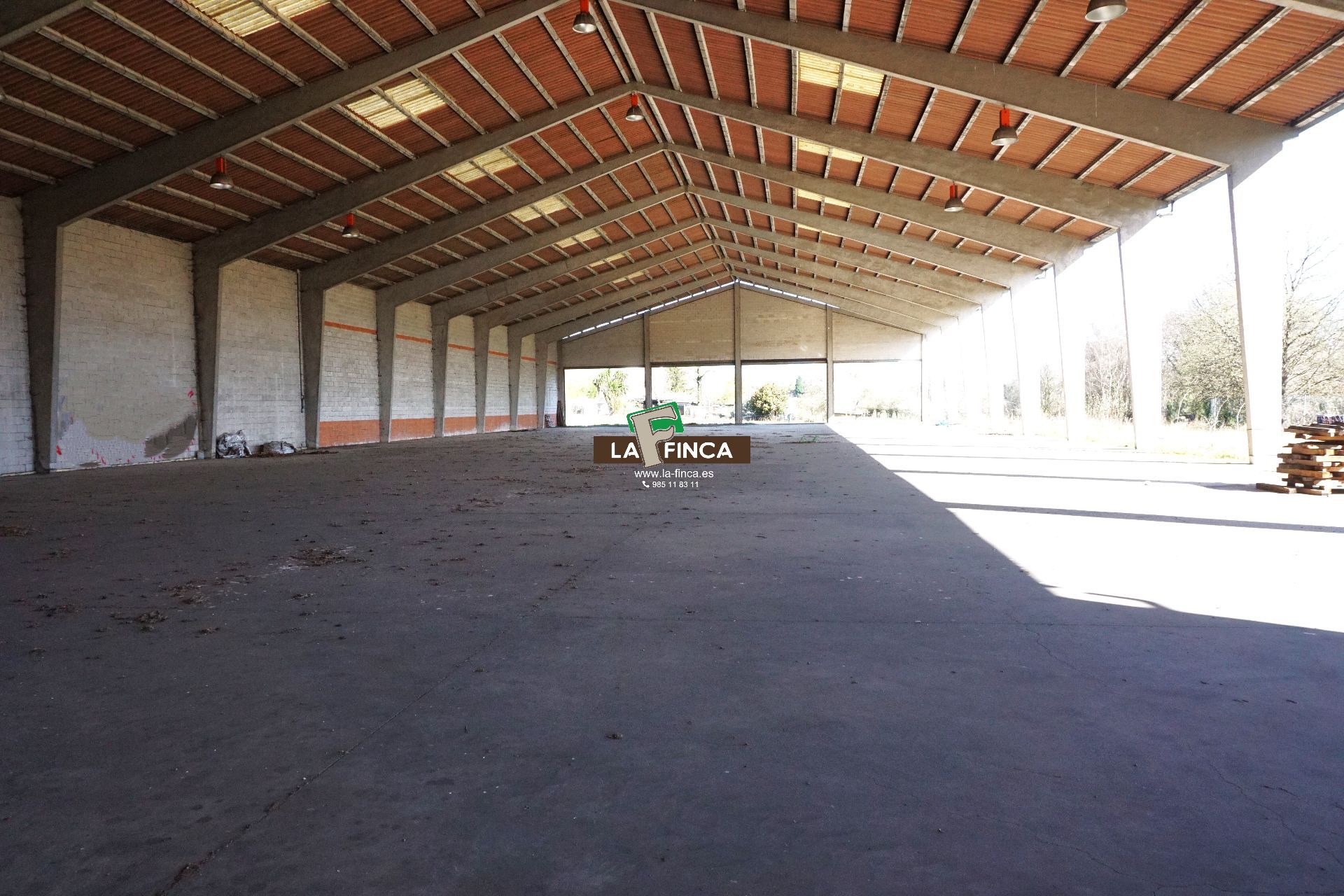 Venta de nave en Siero