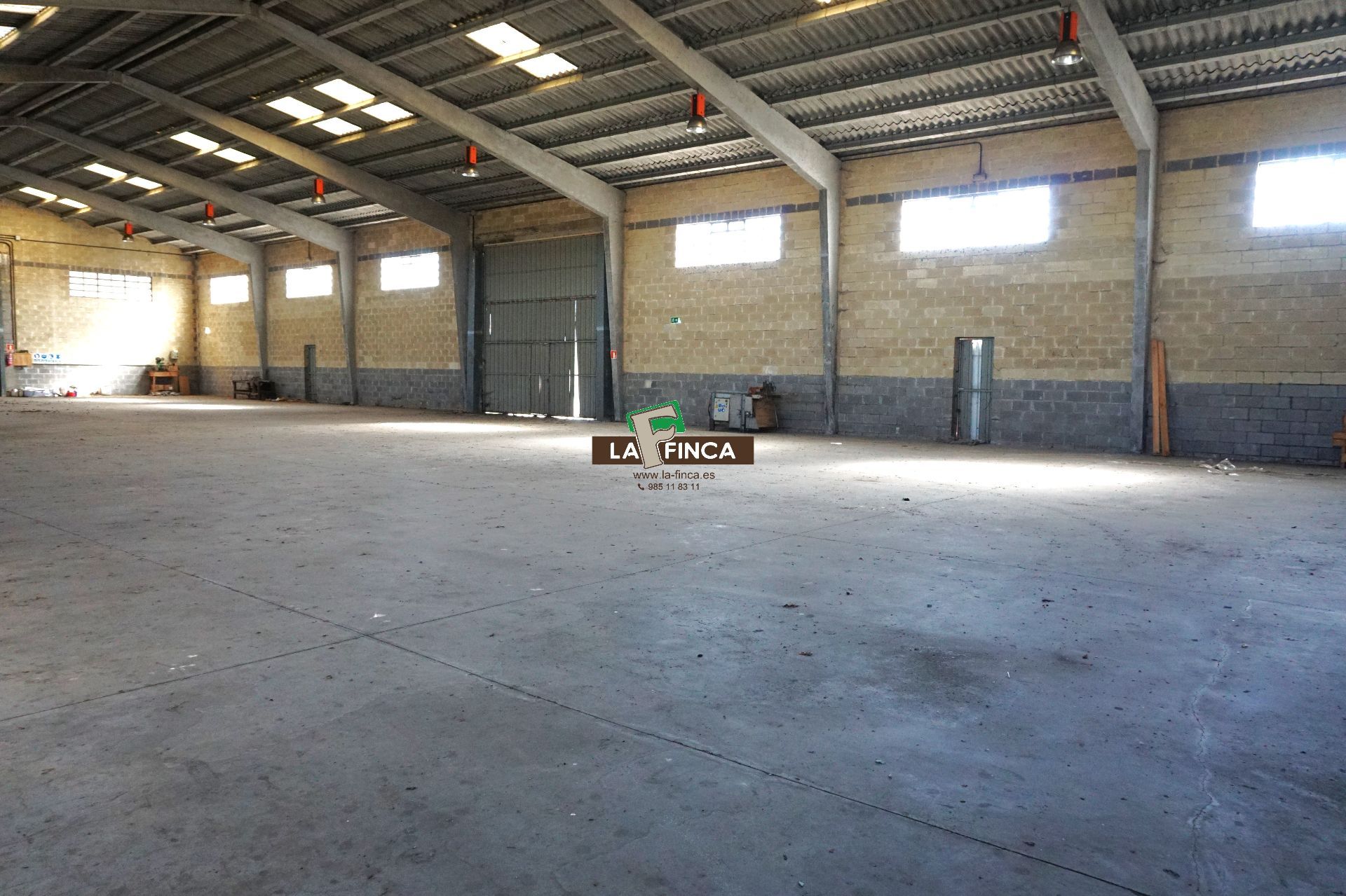 Venta de nave en Siero