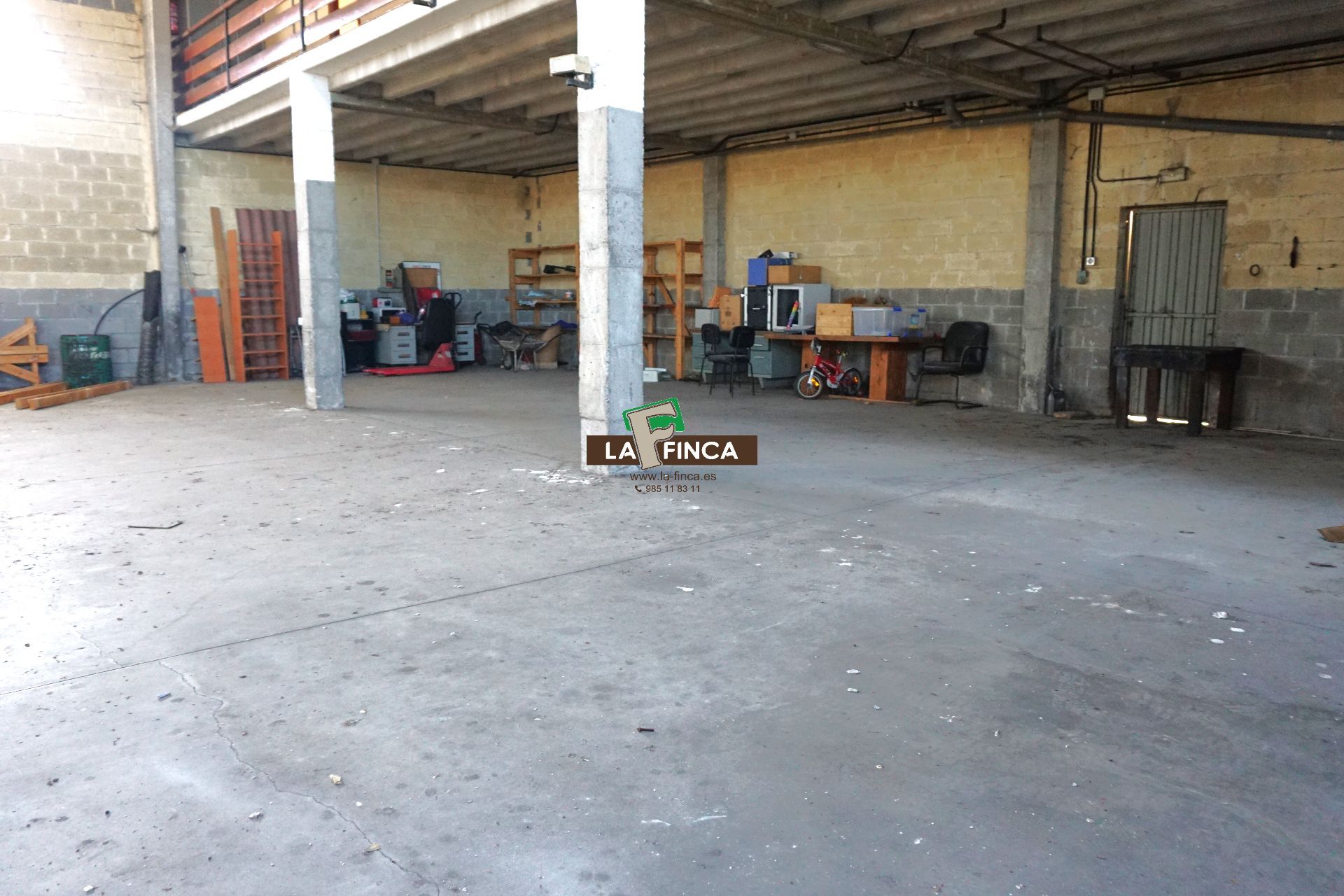 Venta de nave en Siero