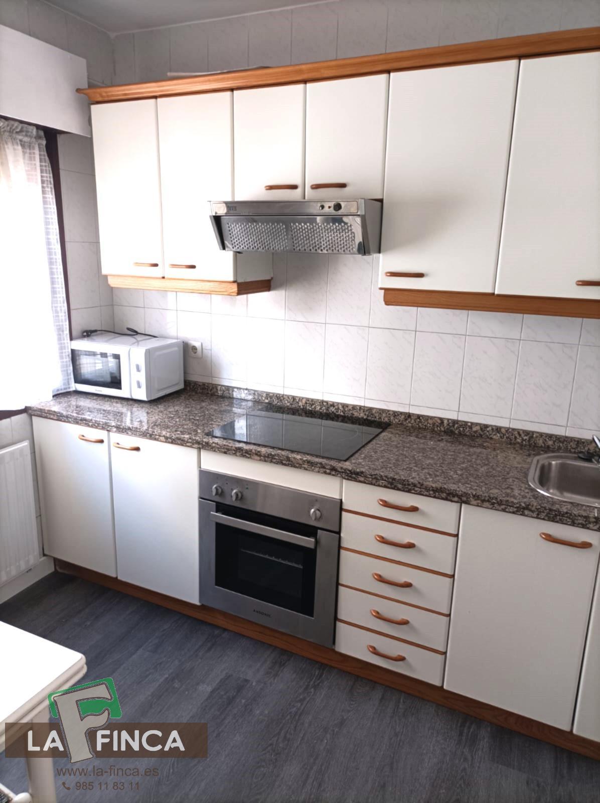 For sale of flat in Oviedo