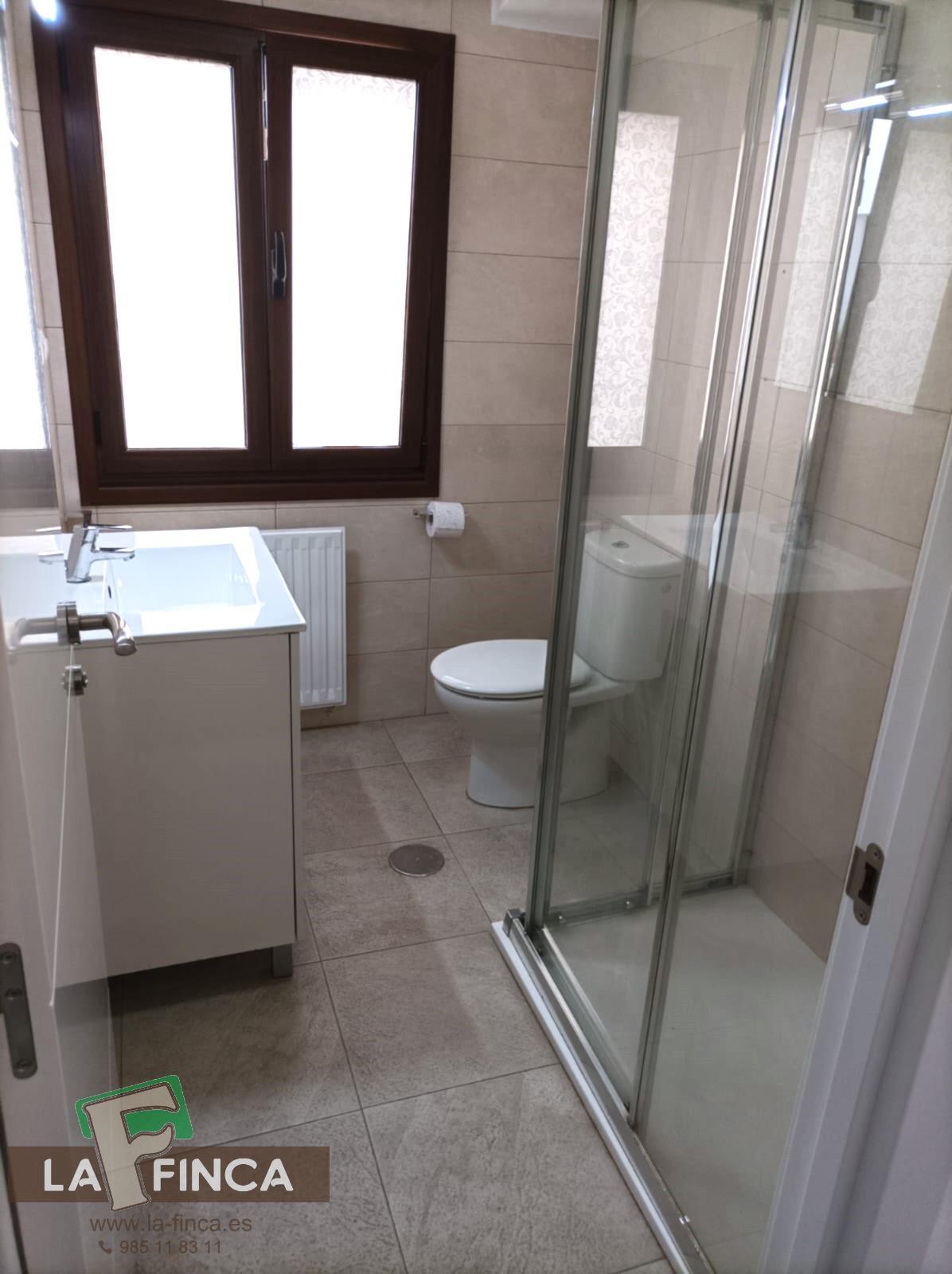 For sale of flat in Oviedo