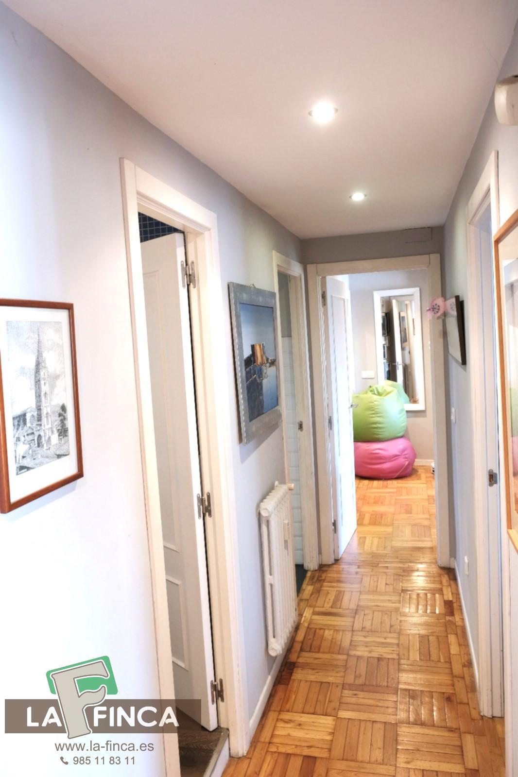 For sale of flat in Oviedo