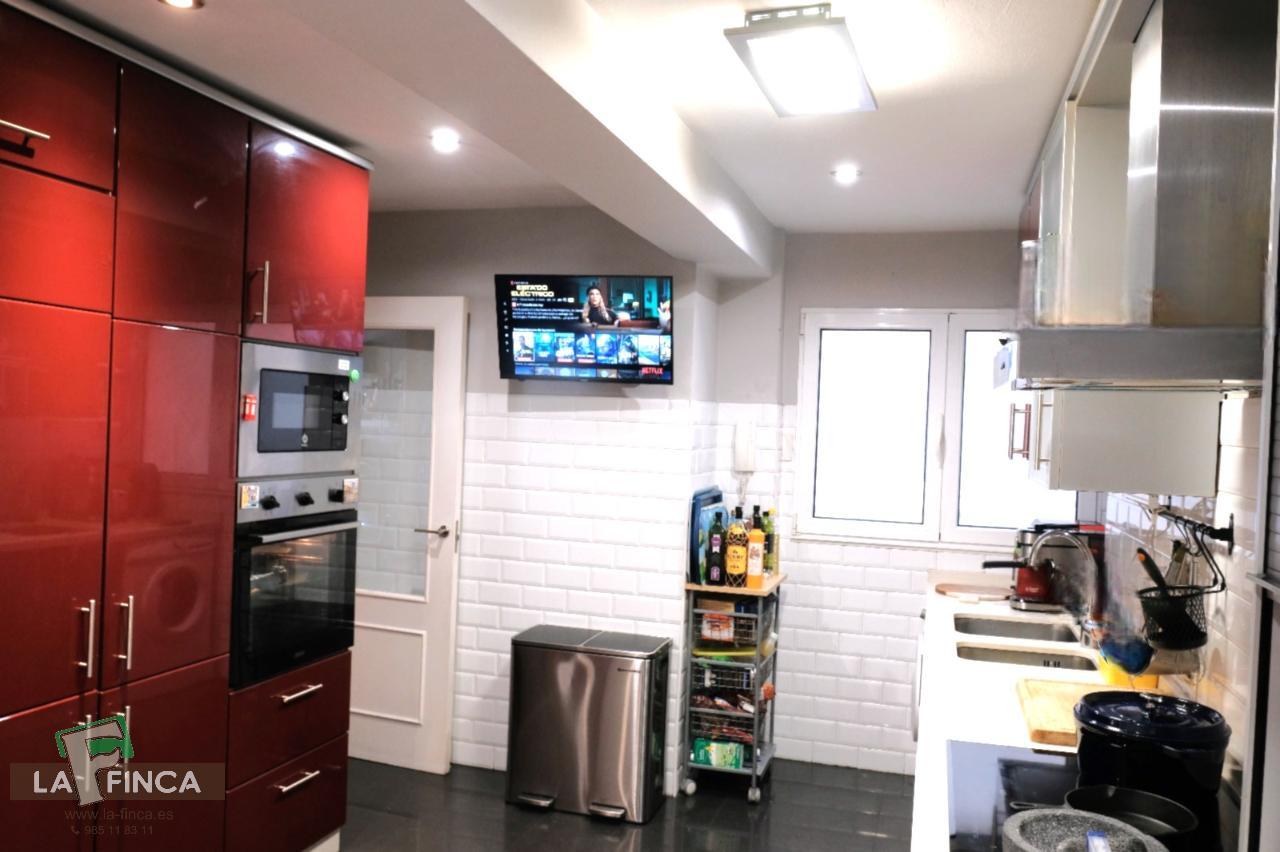 For sale of flat in Oviedo