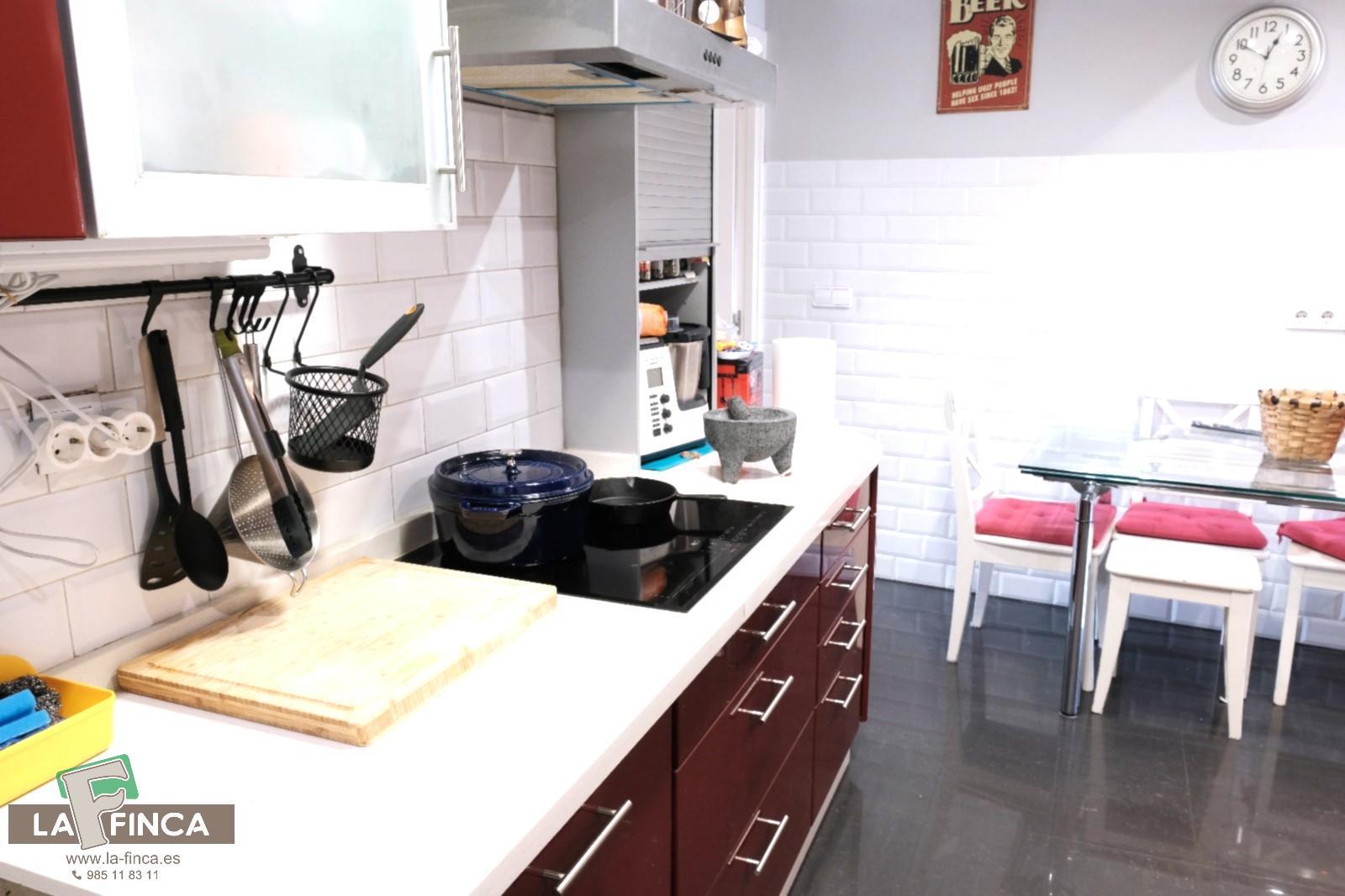 For sale of flat in Oviedo