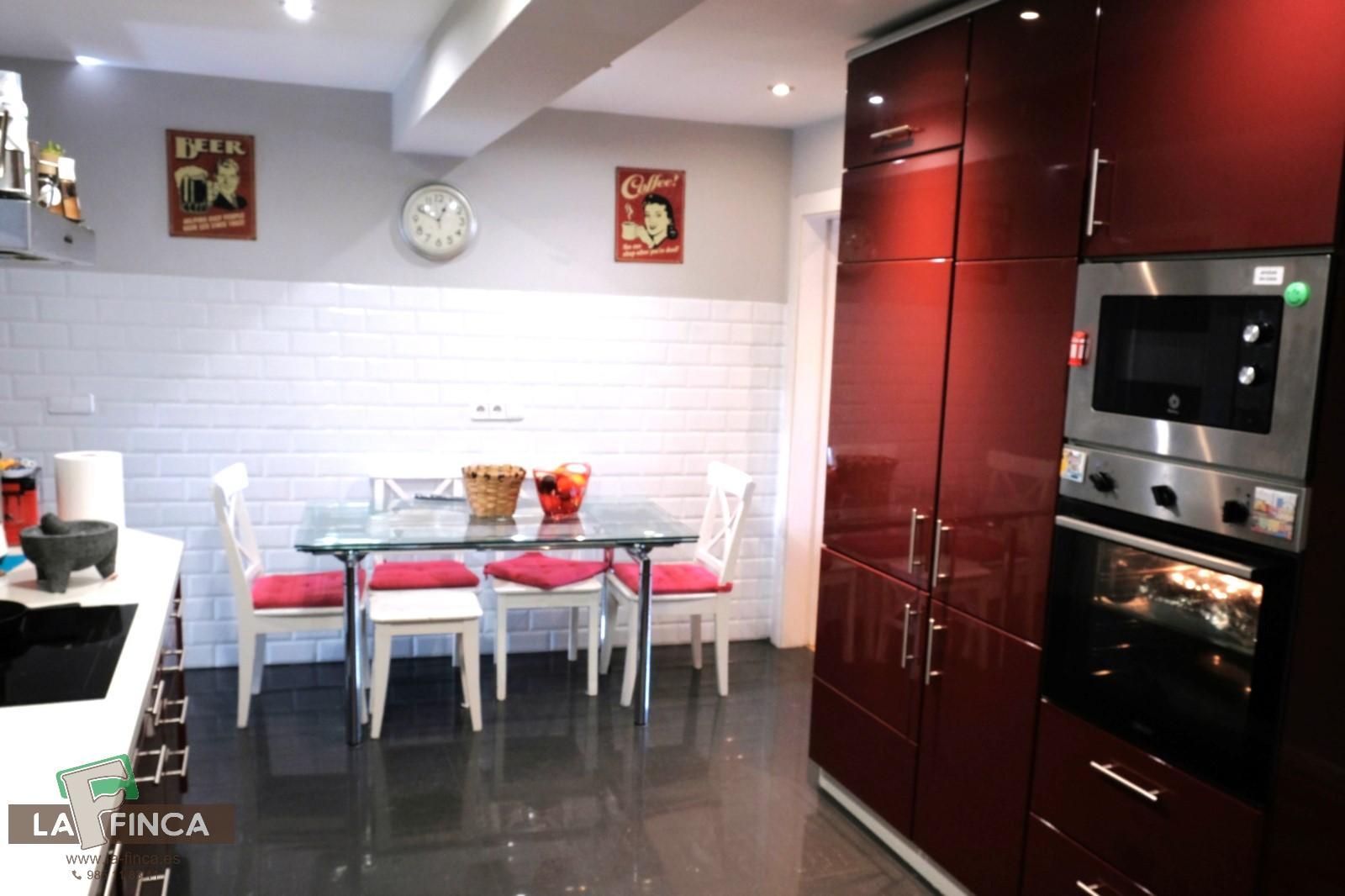 For sale of flat in Oviedo