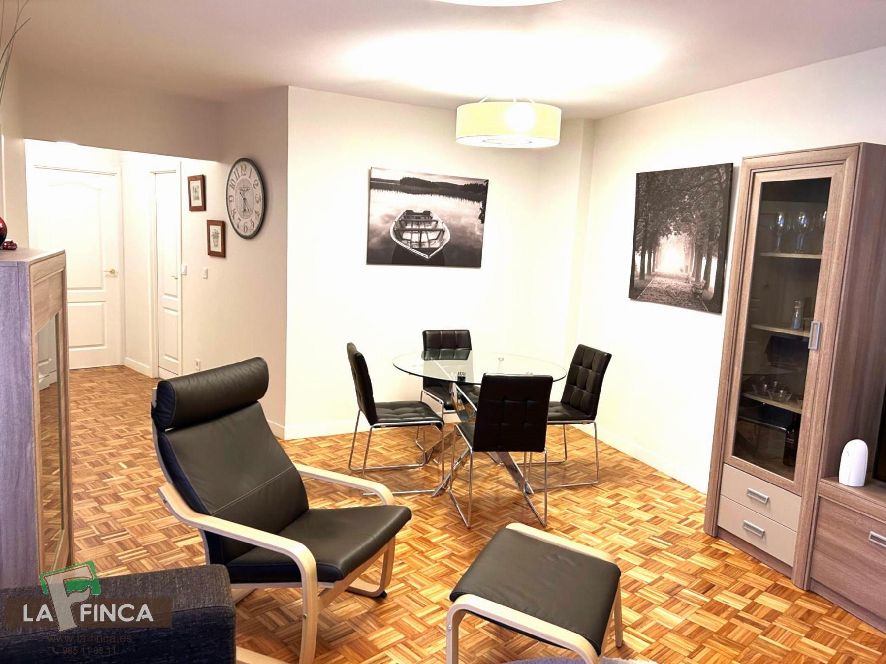 For sale of flat in Oviedo