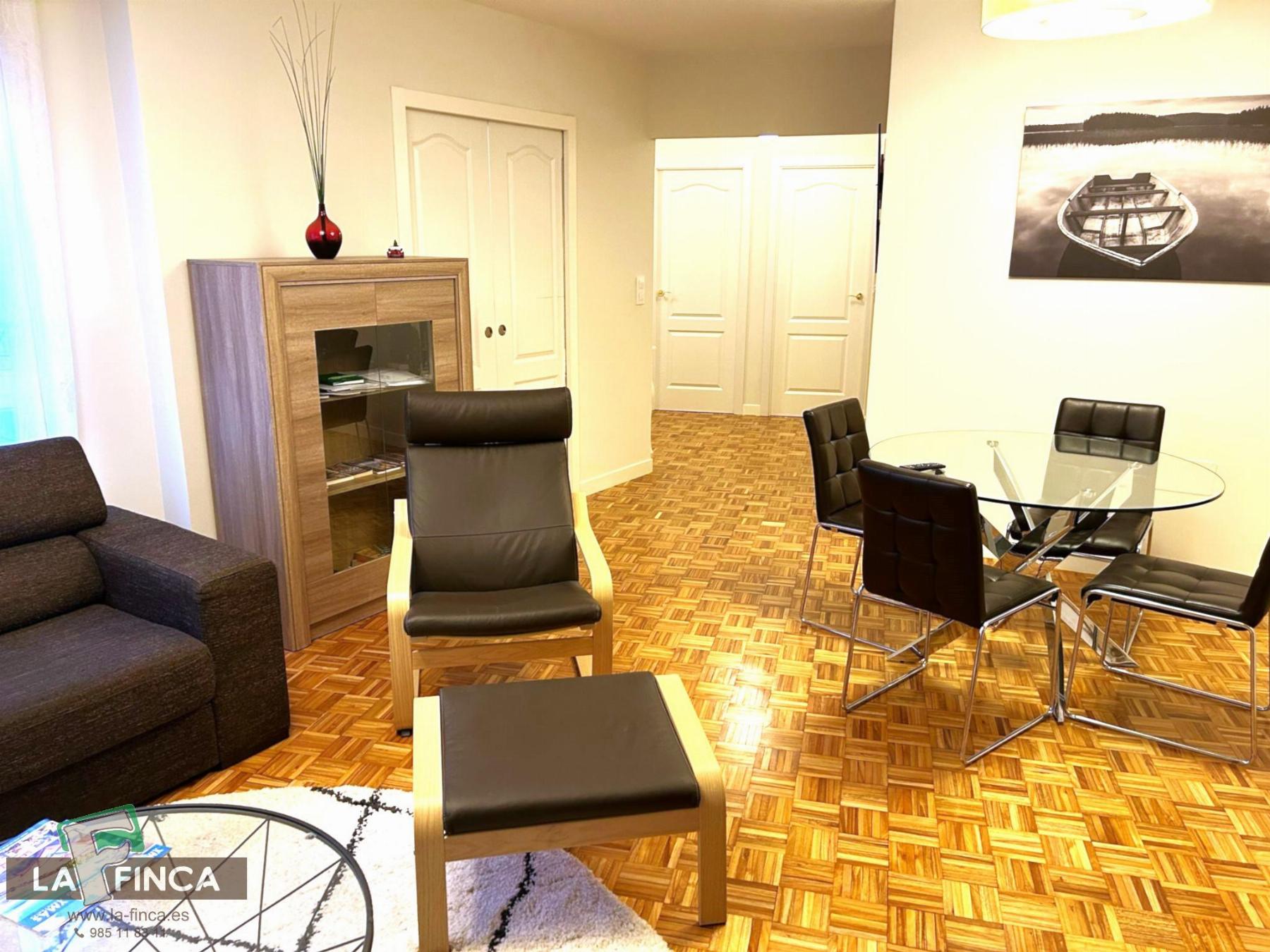 For sale of flat in Oviedo