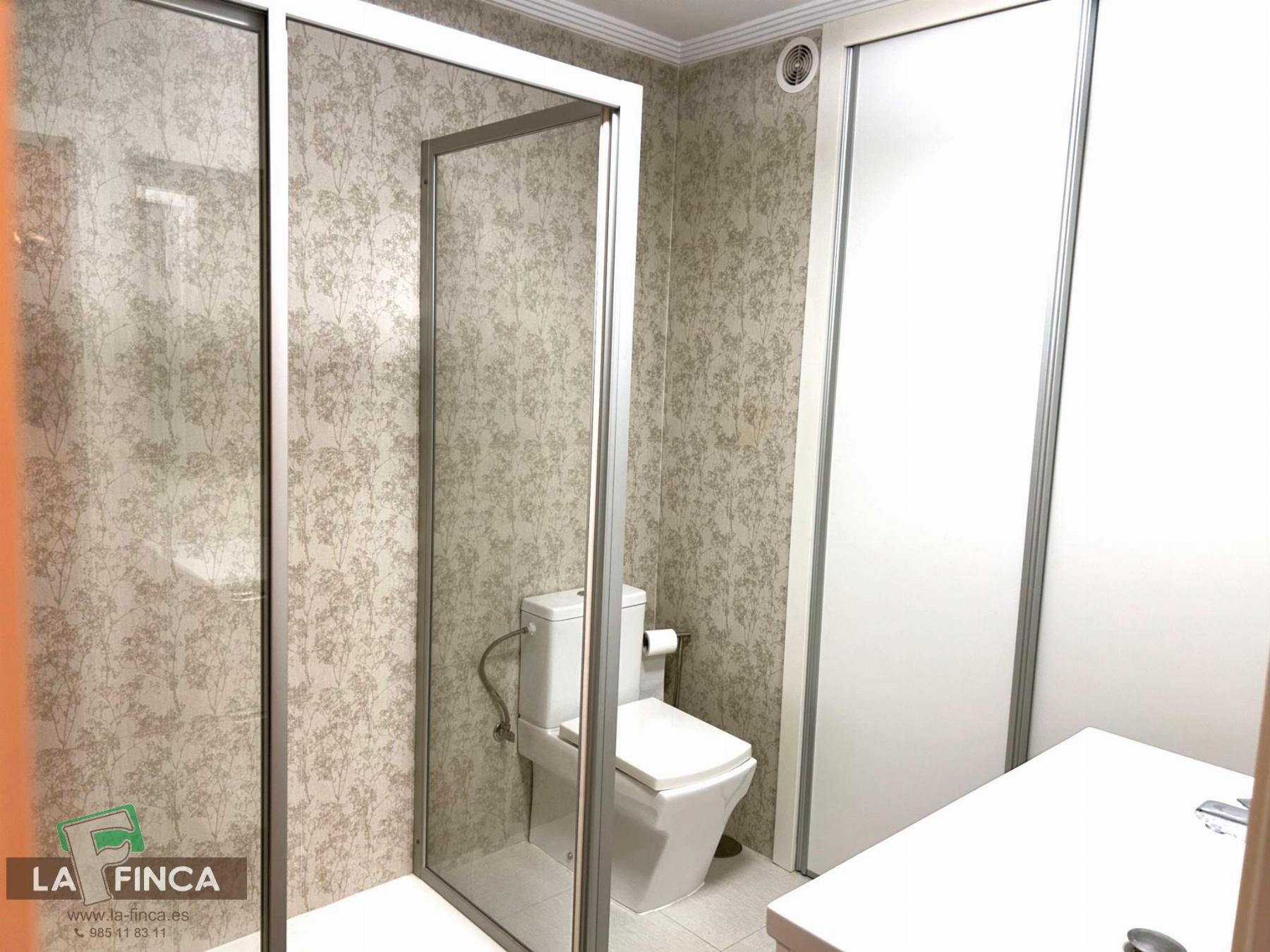 For sale of flat in Oviedo